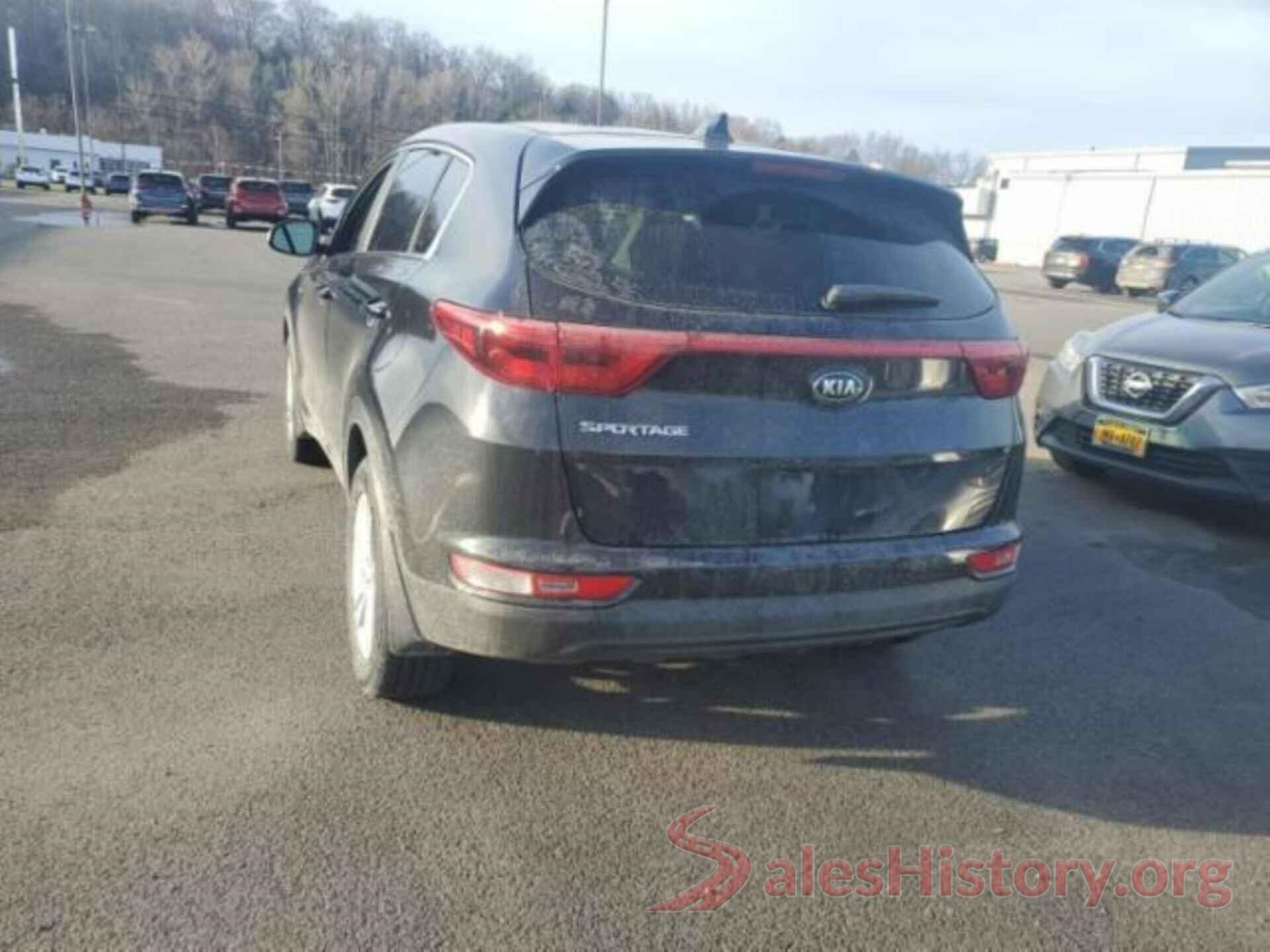 KNDPMCACXJ7379126 2018 KIA SPORTAGE