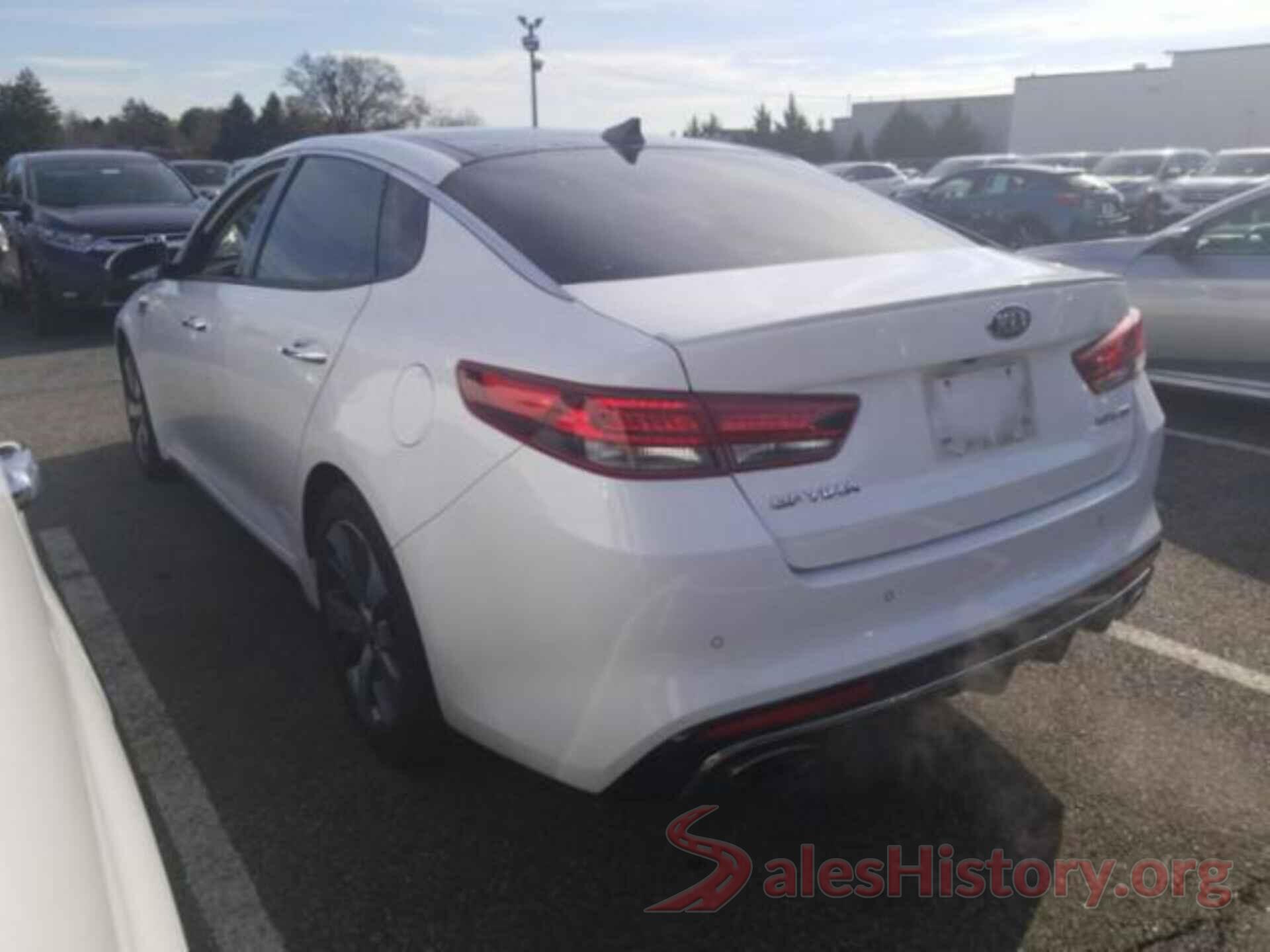 5XXGW4L22JG221777 2018 KIA OPTIMA