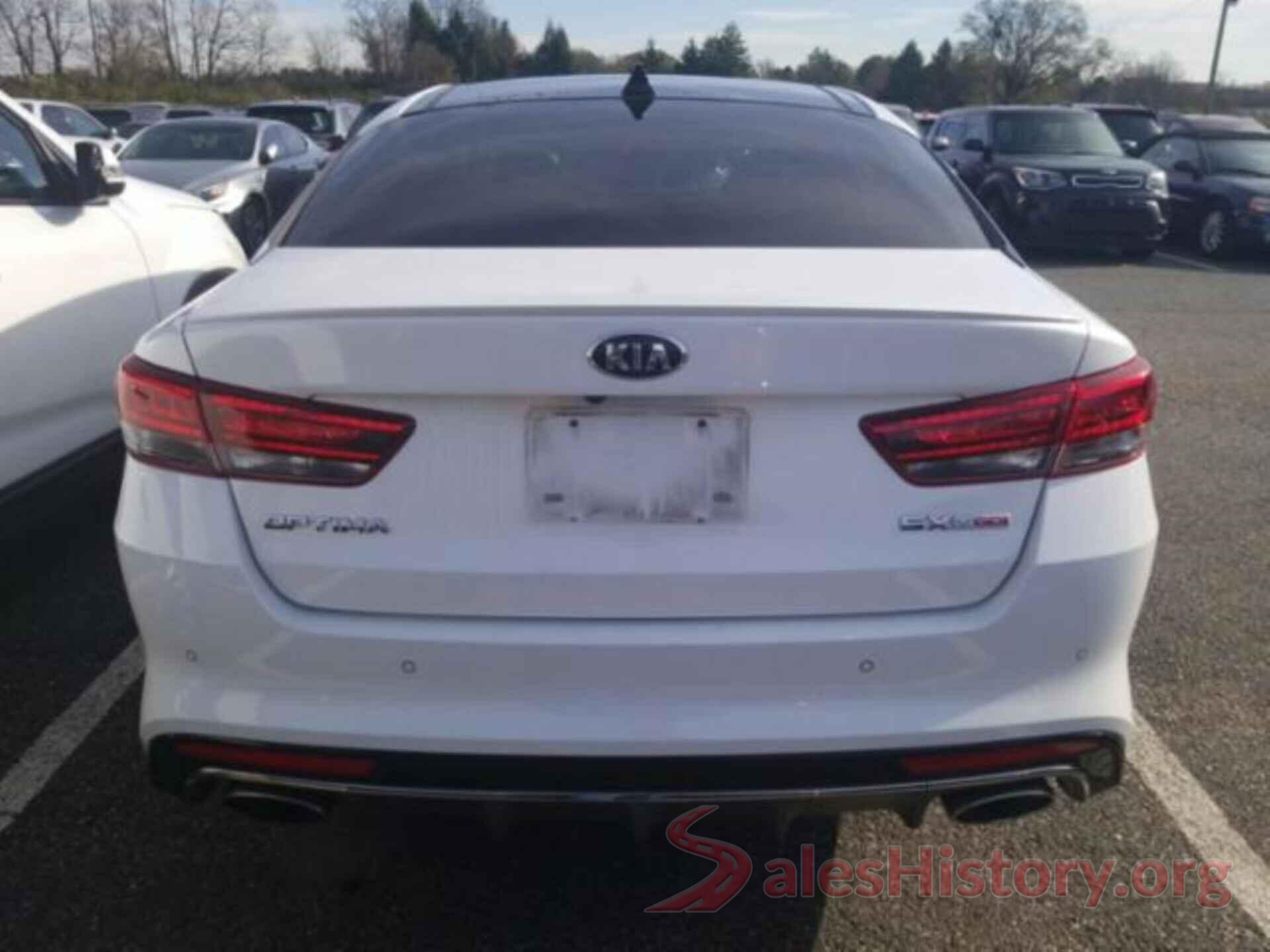 5XXGW4L22JG221777 2018 KIA OPTIMA