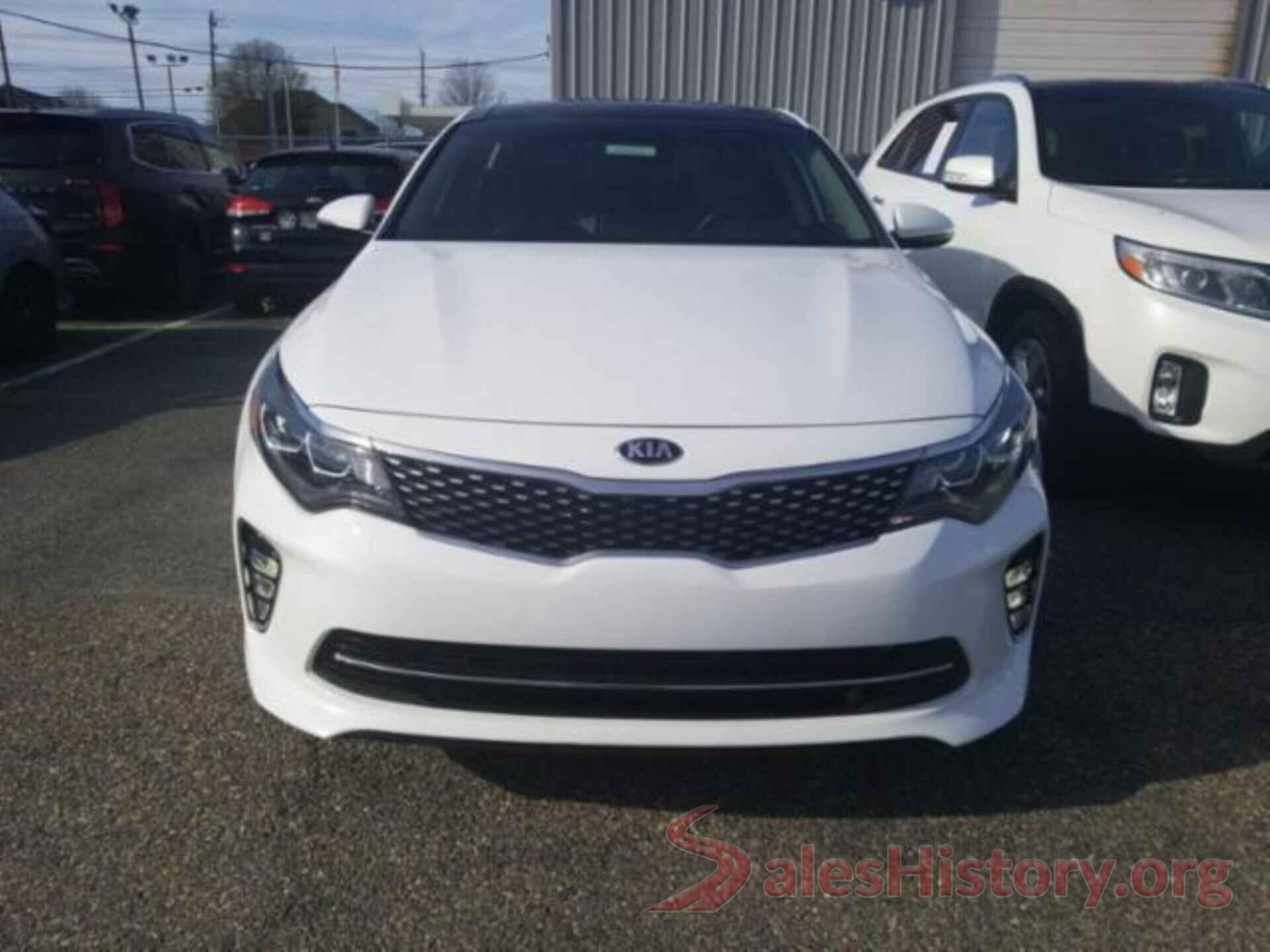 5XXGW4L22JG221777 2018 KIA OPTIMA