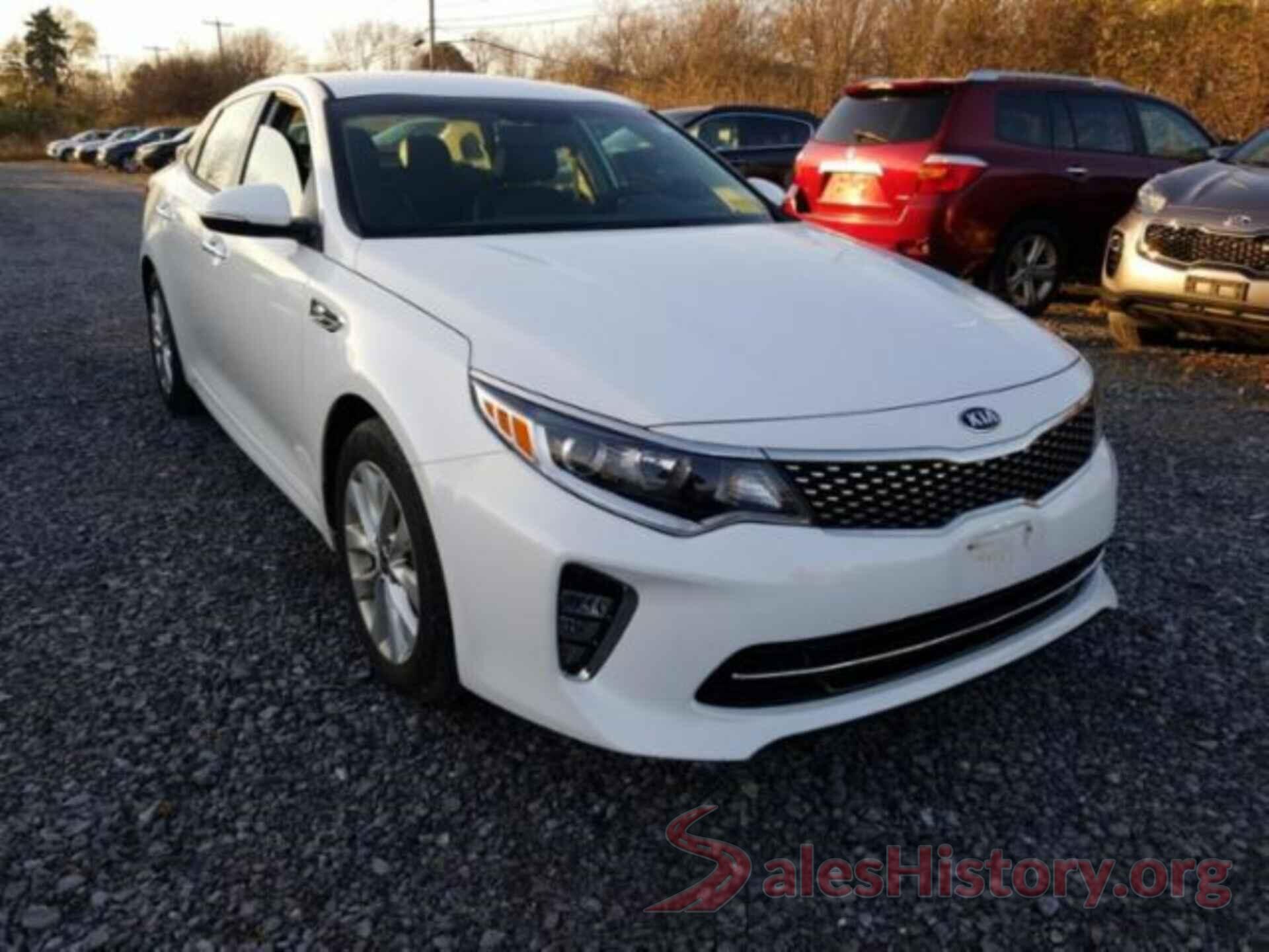 5XXGT4L36JG210301 2018 KIA OPTIMA