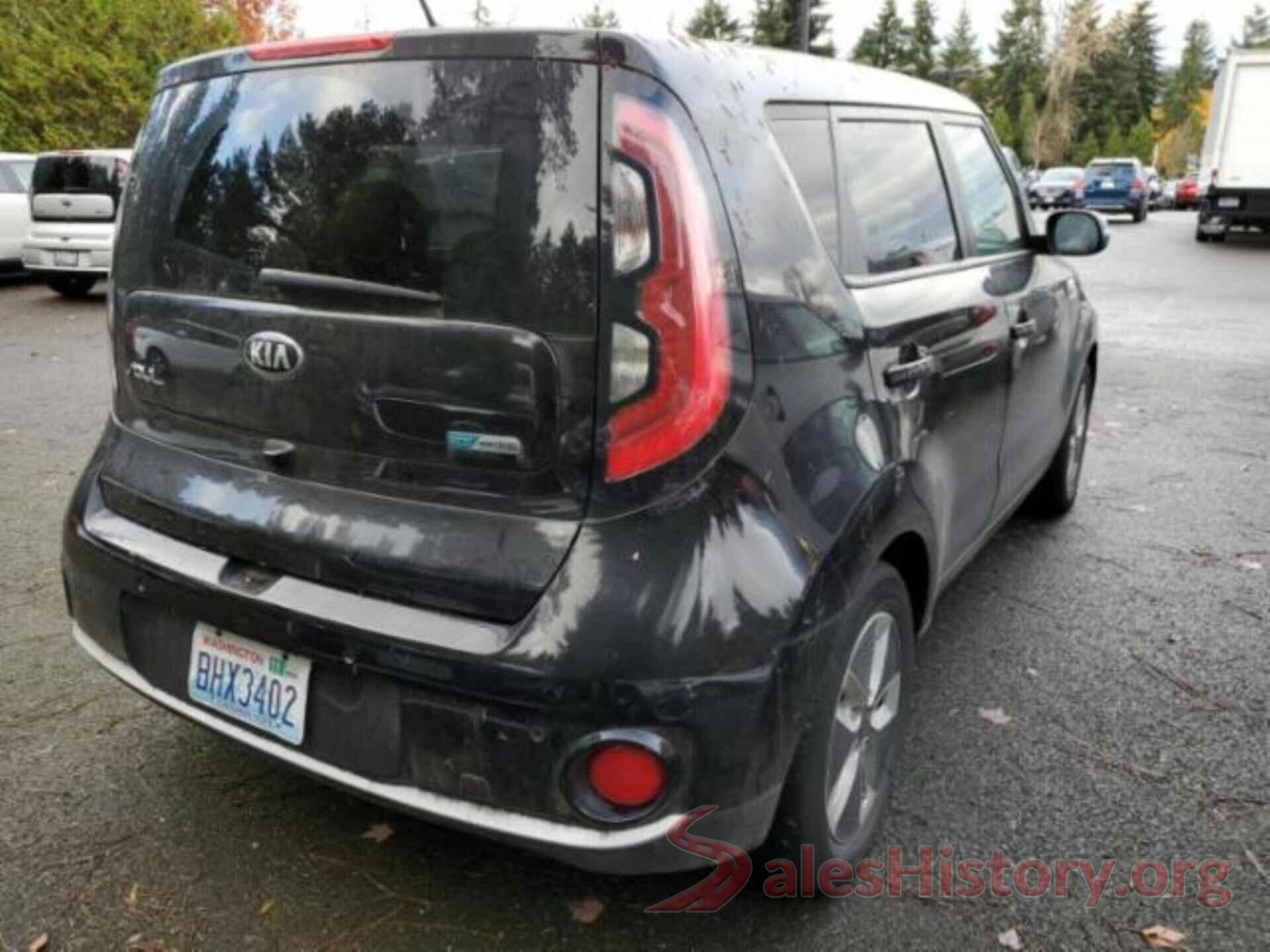 KNDJX3AE1H7019168 2017 KIA SOUL EV