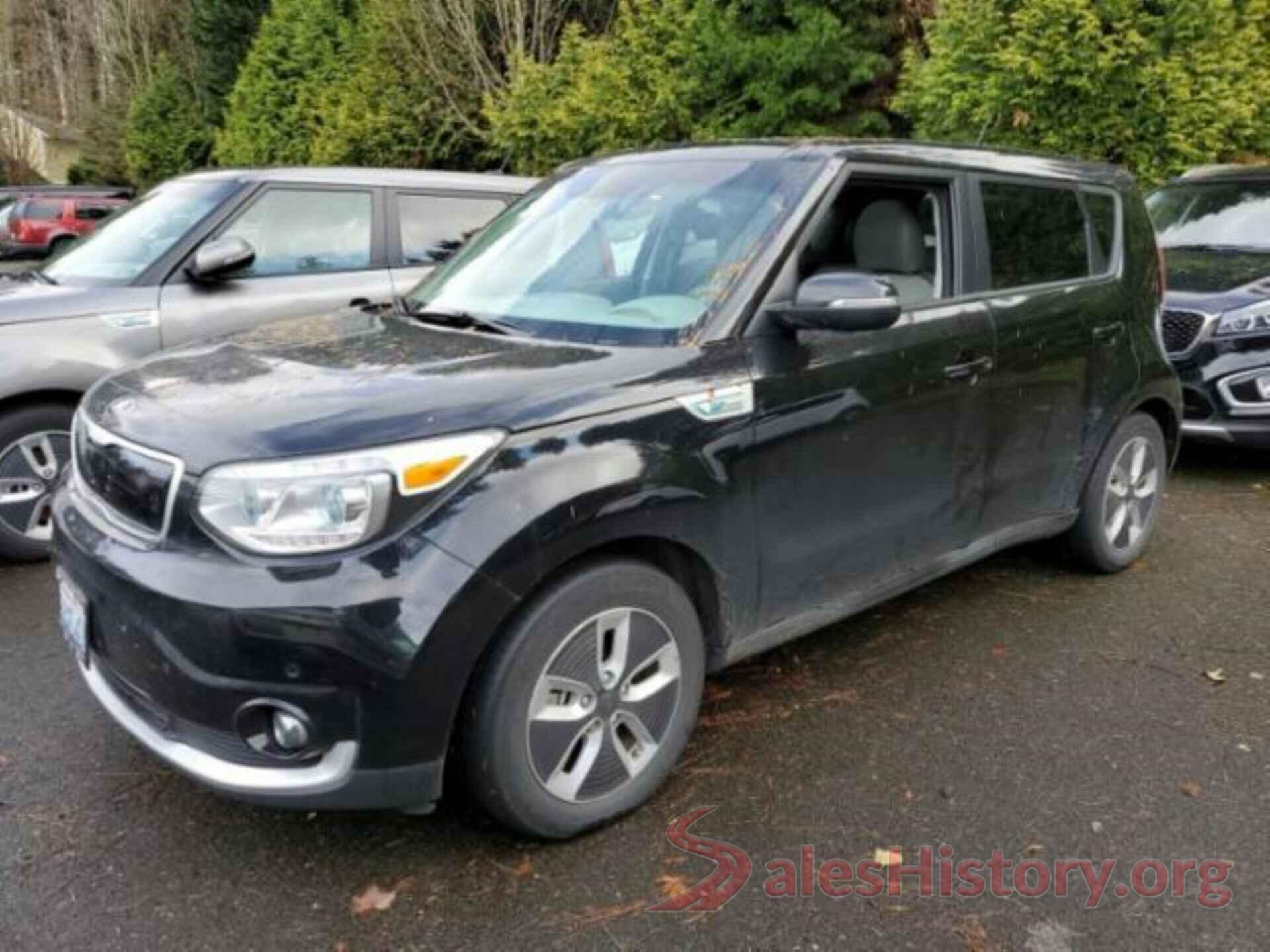 KNDJX3AE1H7019168 2017 KIA SOUL EV