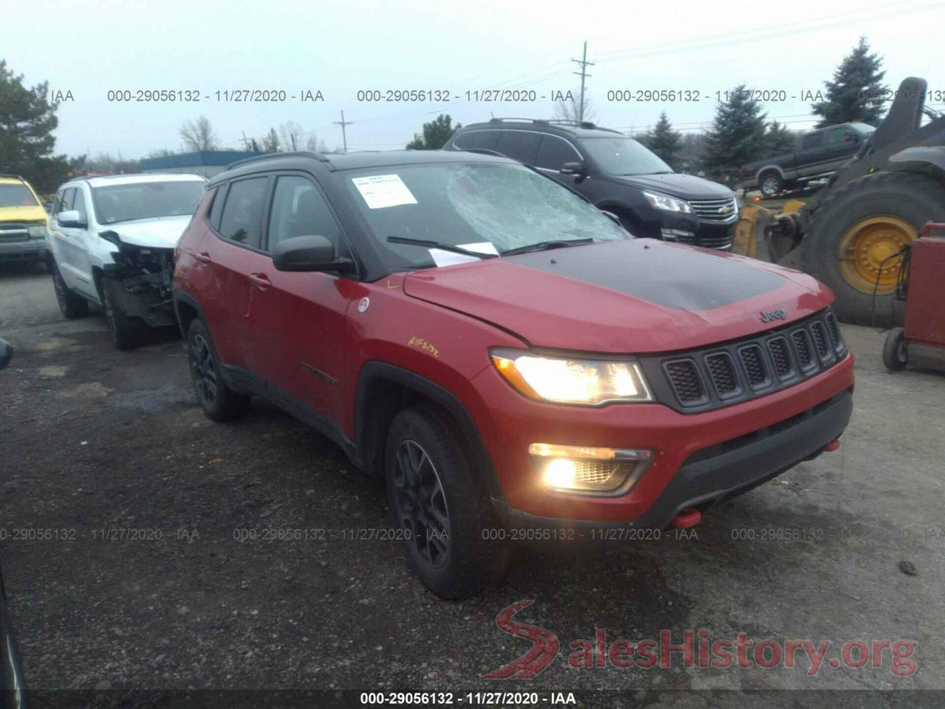 3C4NJDDB9JT503052 2018 JEEP COMPASS