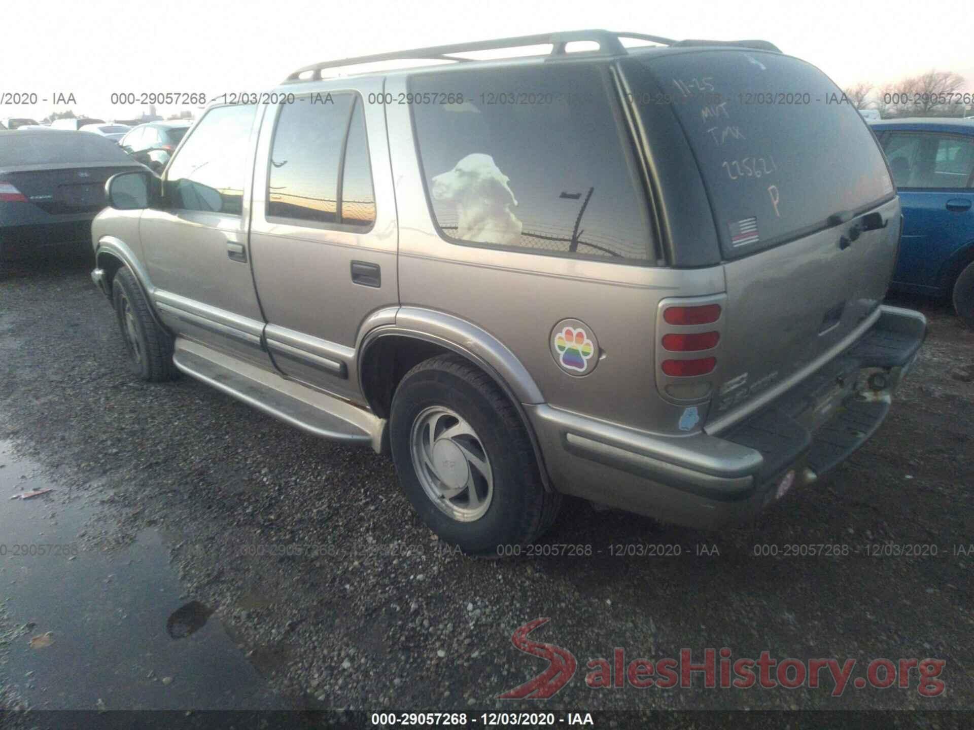 1GNDT13W0W2225621 1998 CHEVROLET BLAZER