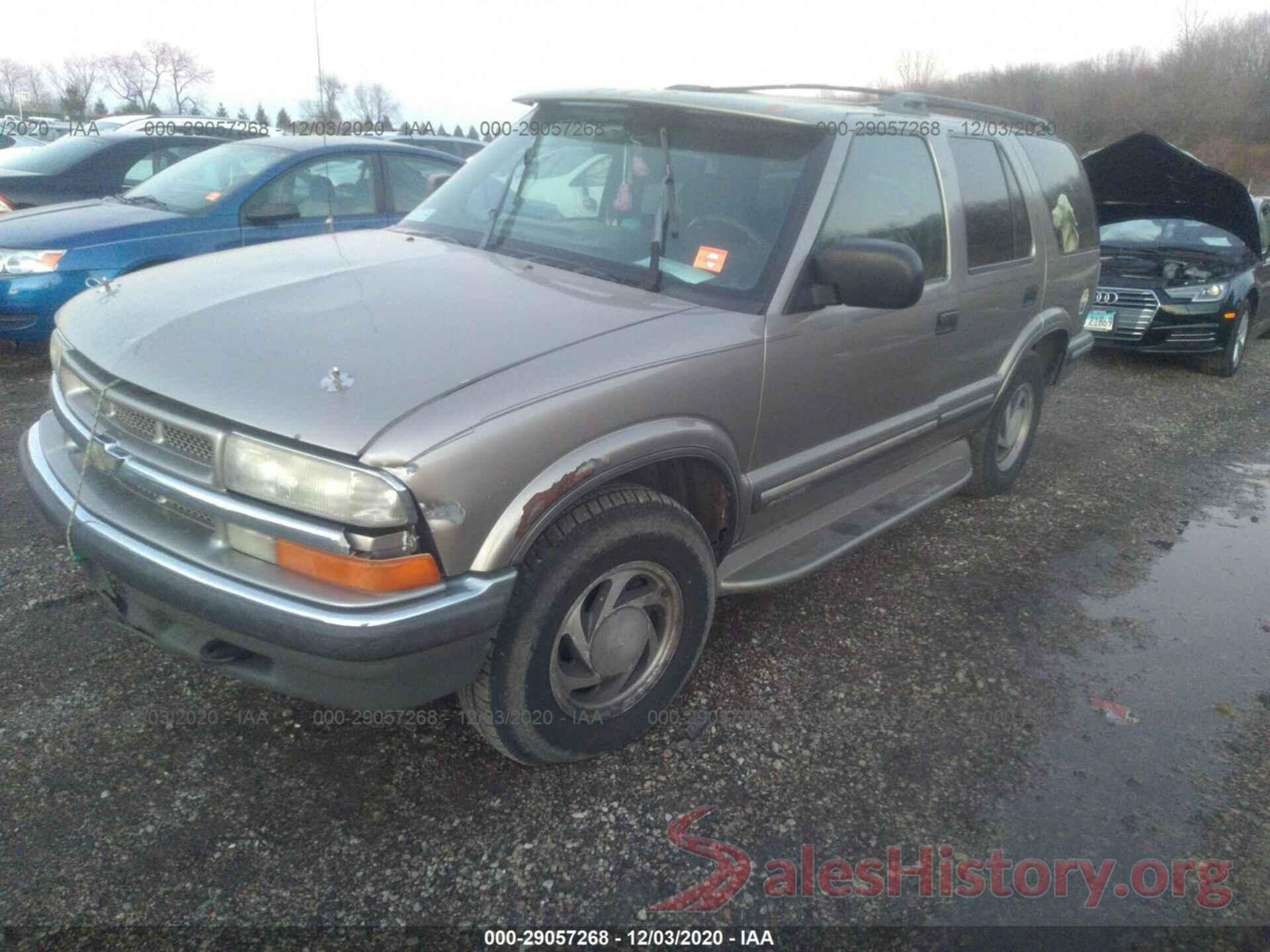 1GNDT13W0W2225621 1998 CHEVROLET BLAZER