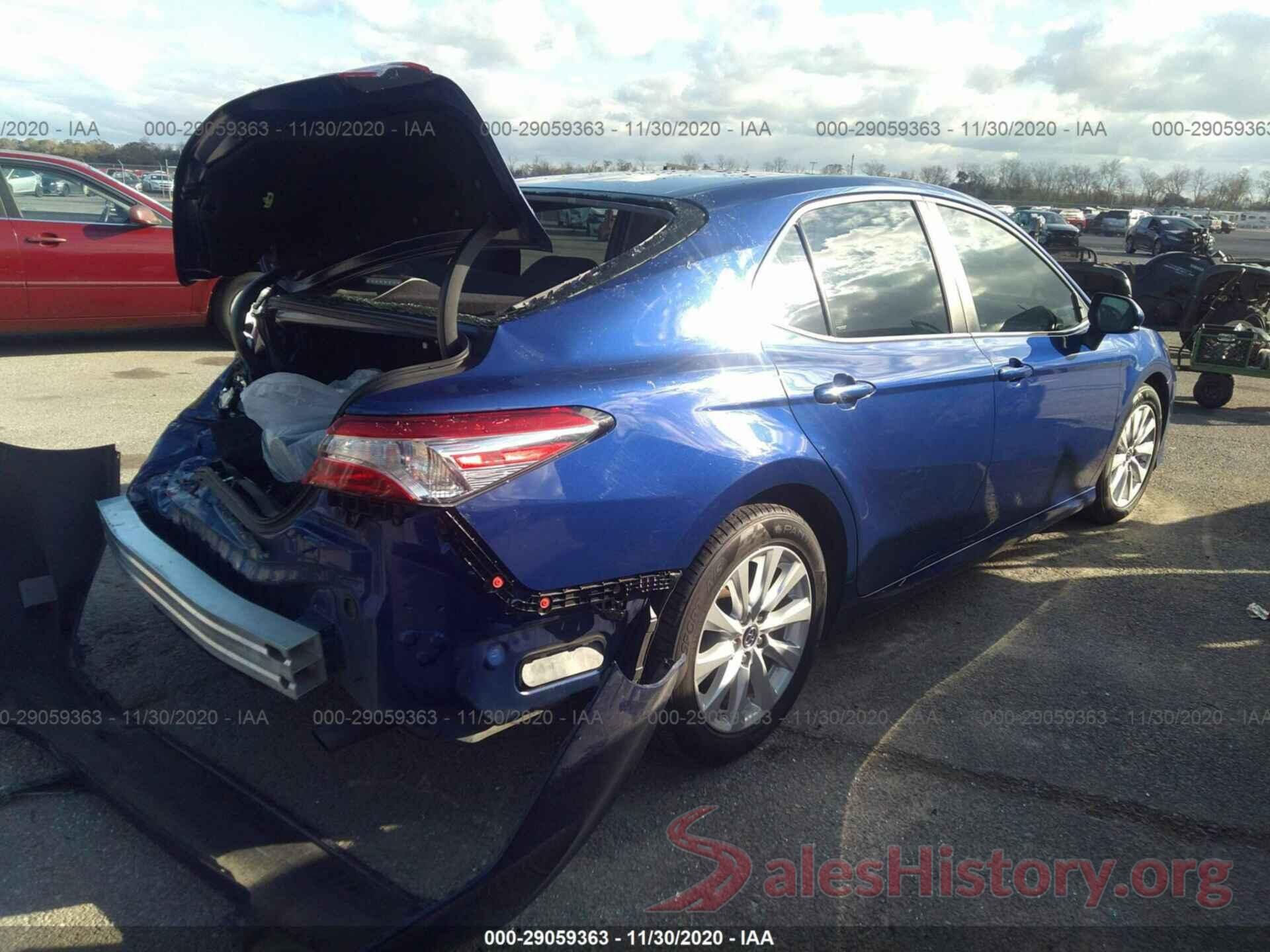 4T1B11HK9JU587516 2018 TOYOTA CAMRY