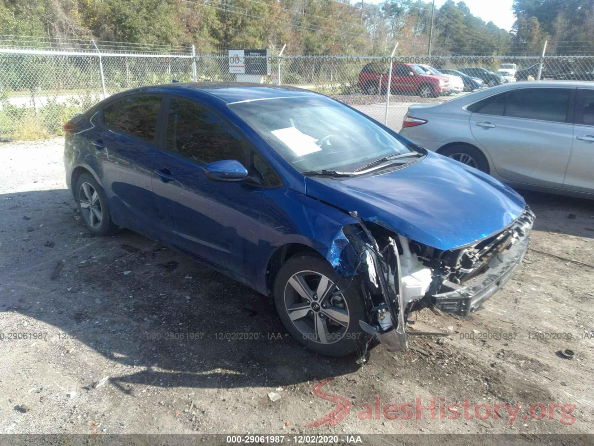 3KPFL4A70JE242963 2018 KIA FORTE