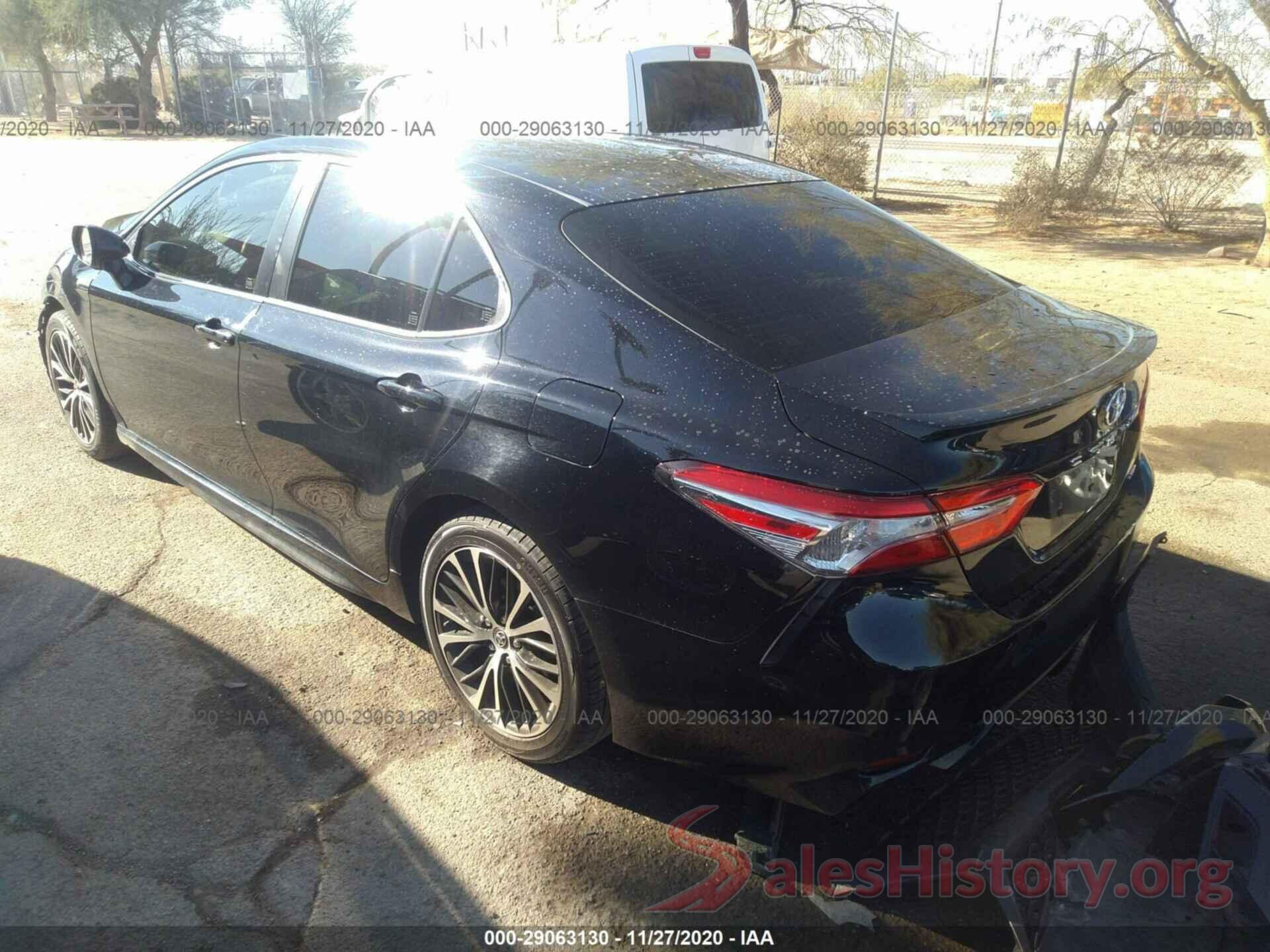 JTNB11HK9J3000298 2018 TOYOTA CAMRY