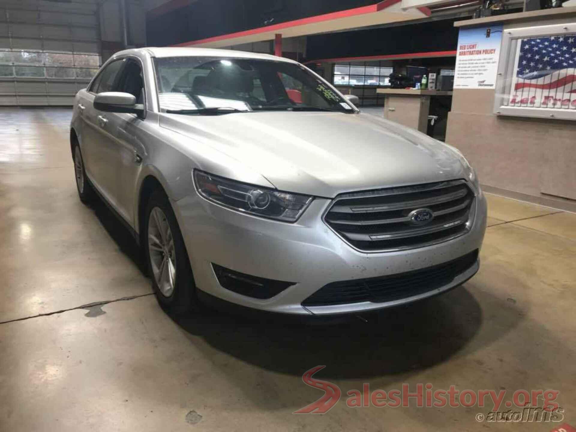 1FAHP2E86JG120411 2018 FORD TAURUS