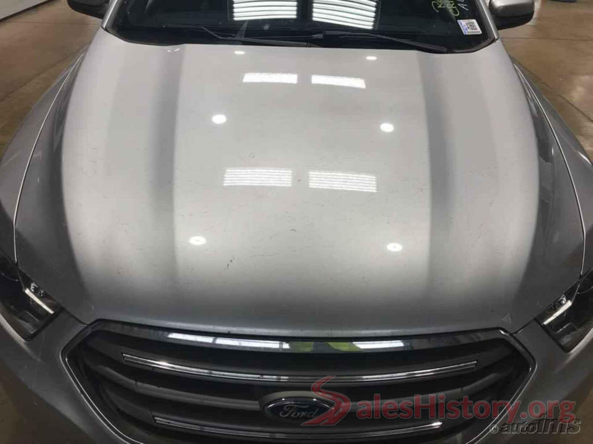 1FAHP2E86JG120411 2018 FORD TAURUS