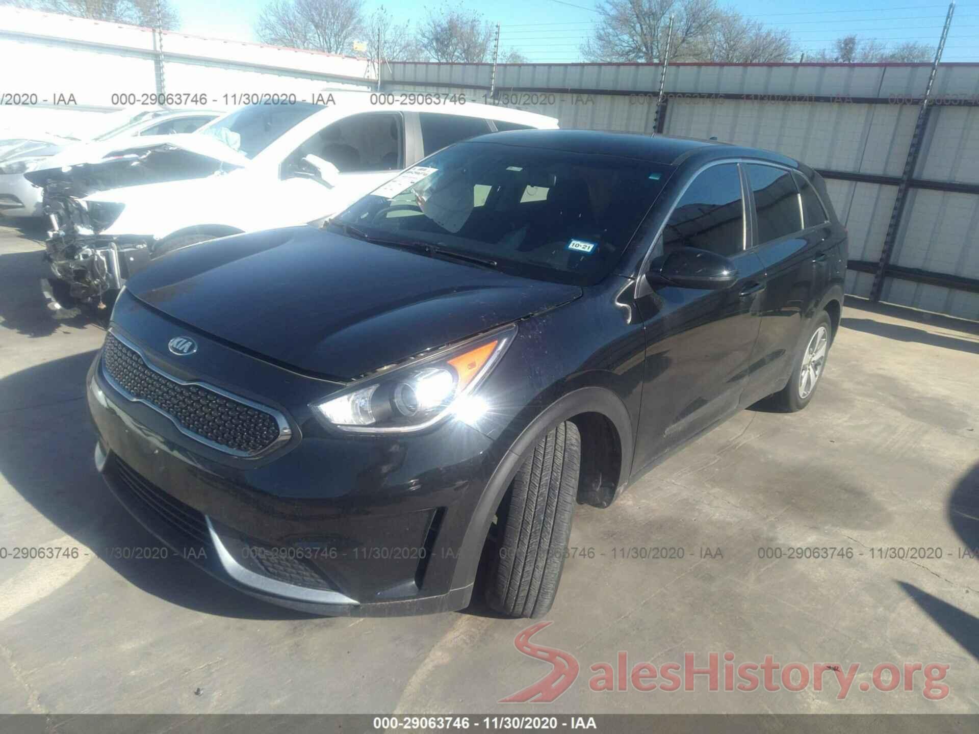 KNDCB3LC4K5220570 2019 KIA NIRO