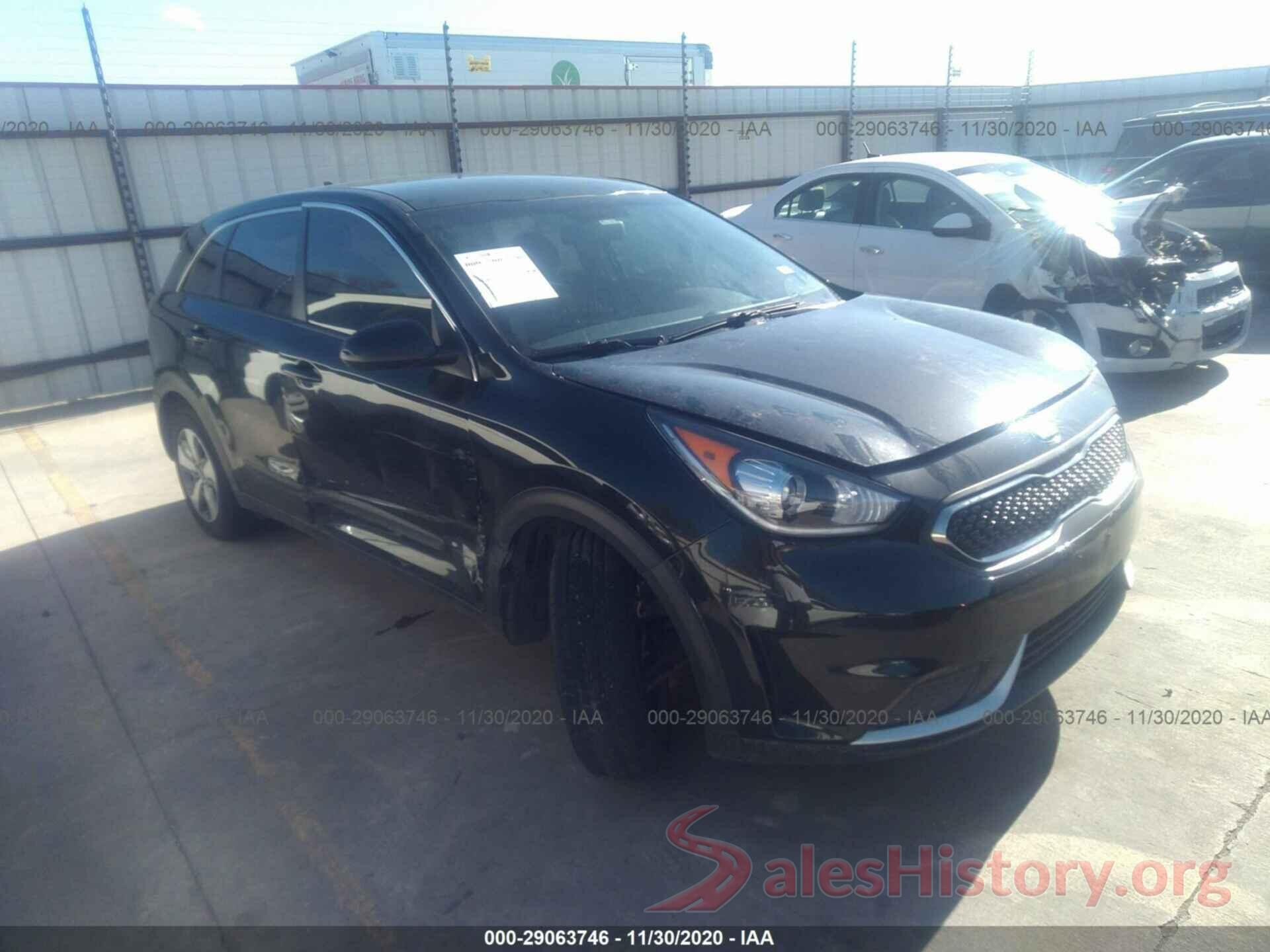 KNDCB3LC4K5220570 2019 KIA NIRO