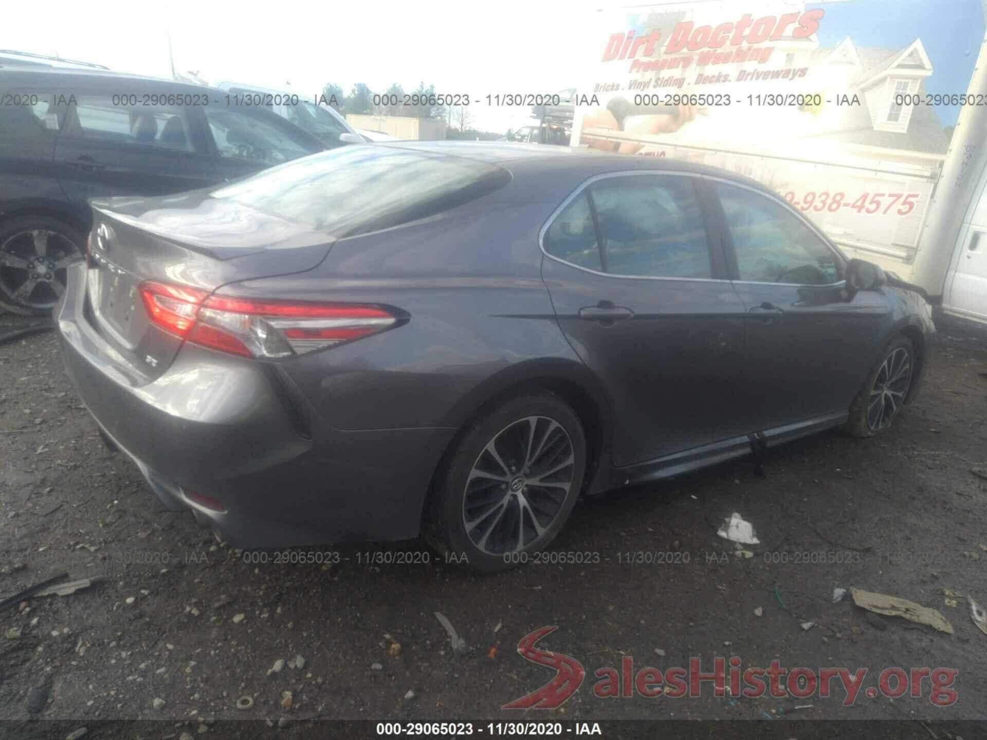 4T1B11HK3JU634300 2018 TOYOTA CAMRY