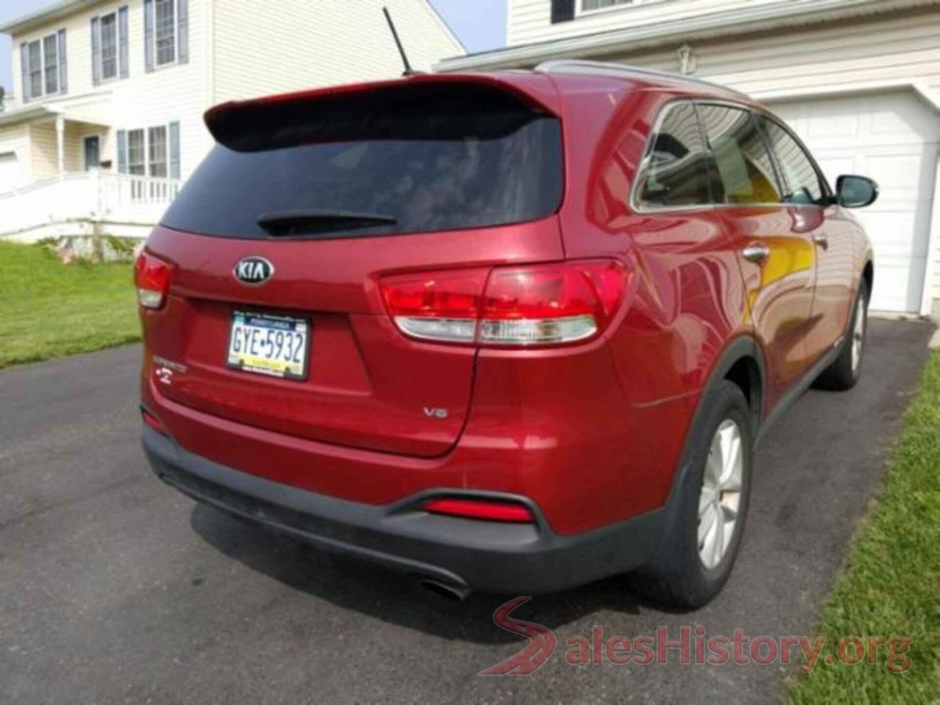 5XYPGDA54HG334159 2017 KIA SORENTO