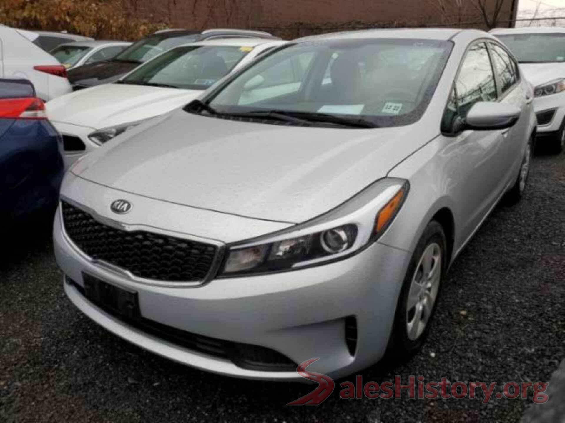 3KPFK4A76JE170086 2018 KIA FORTE