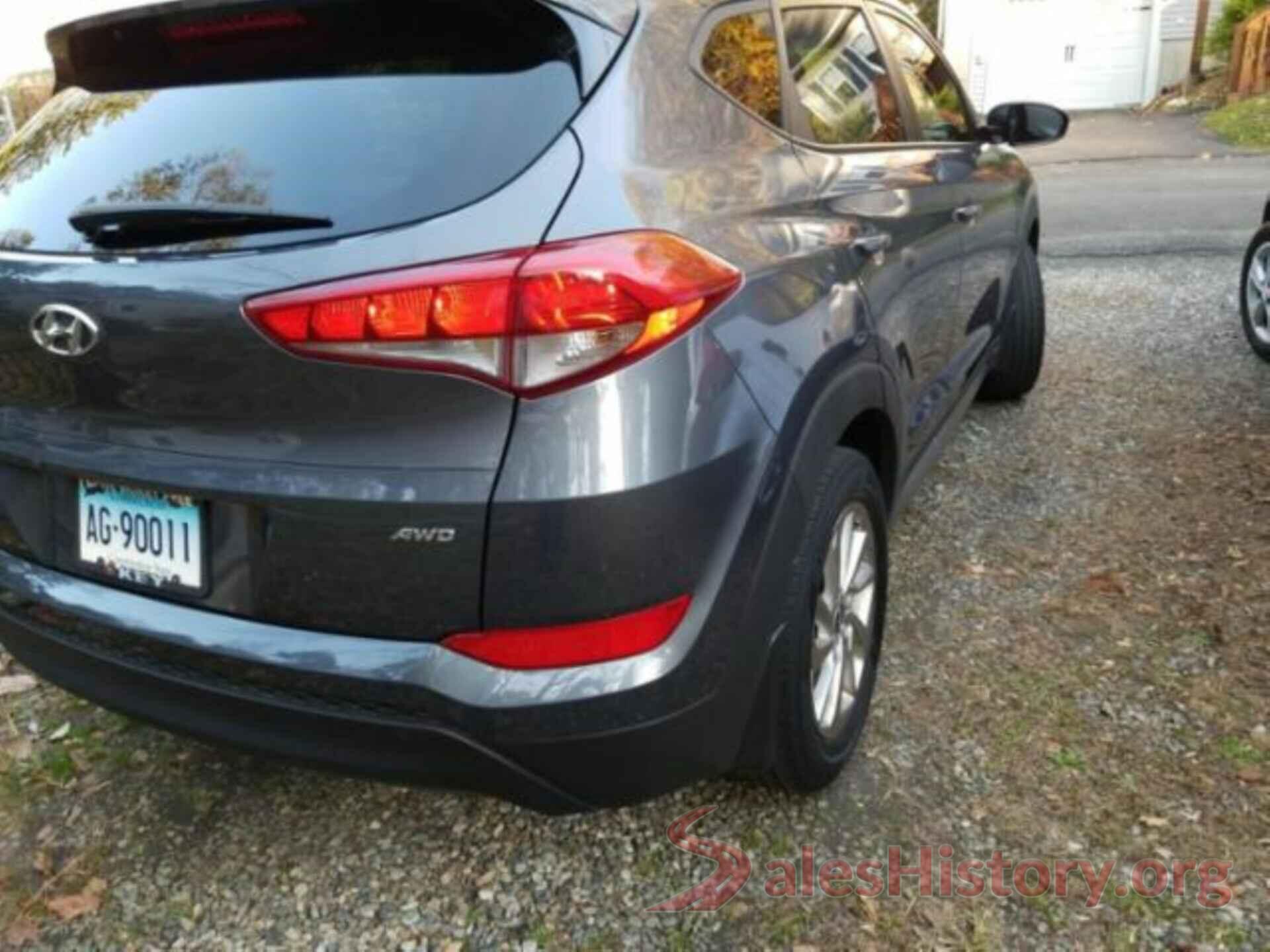 KM8J3CA4XHU281383 2017 HYUNDAI TUCSON