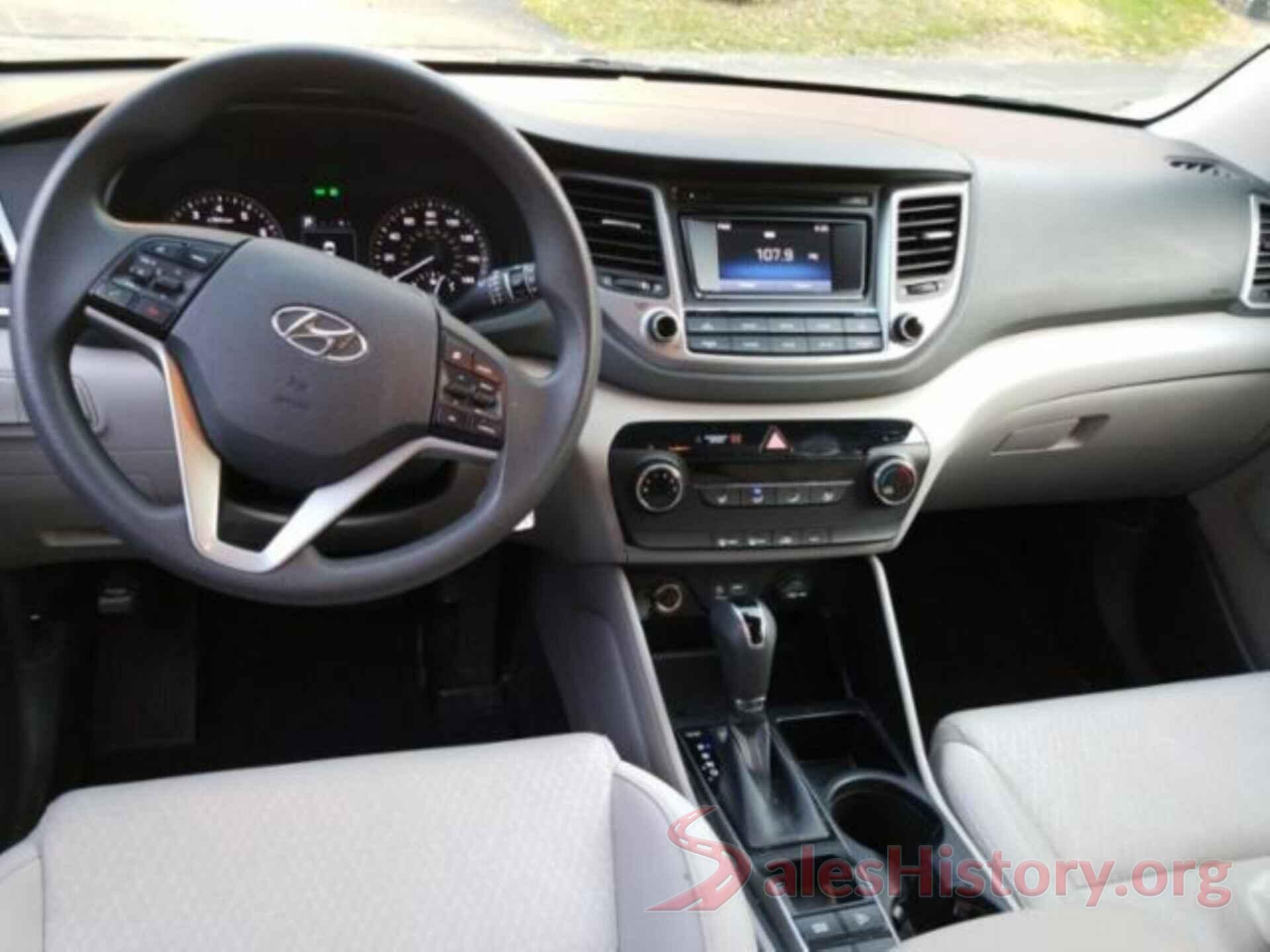 KM8J3CA4XHU281383 2017 HYUNDAI TUCSON