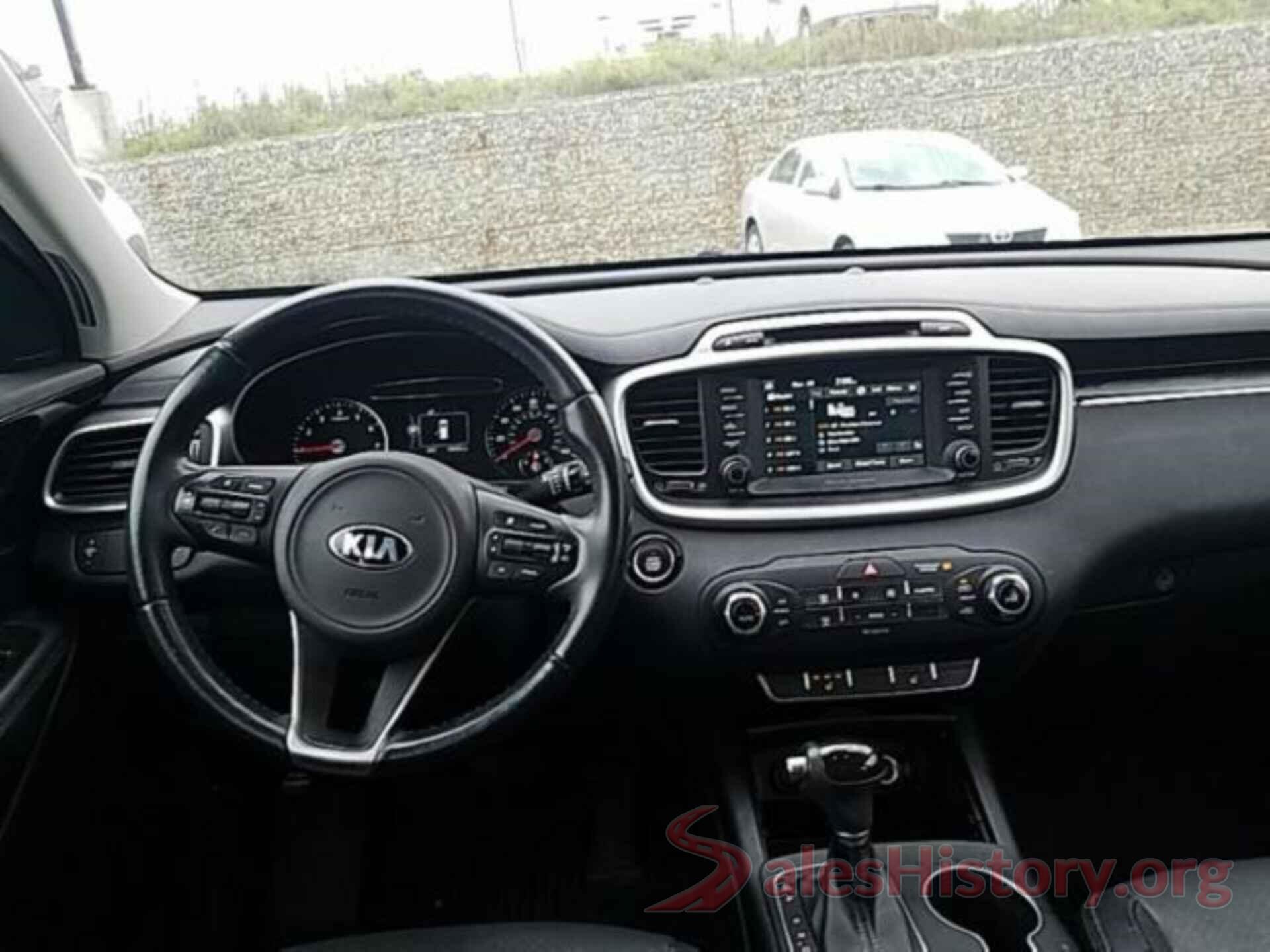 5XYPGDA30HG332732 2017 KIA SORENTO