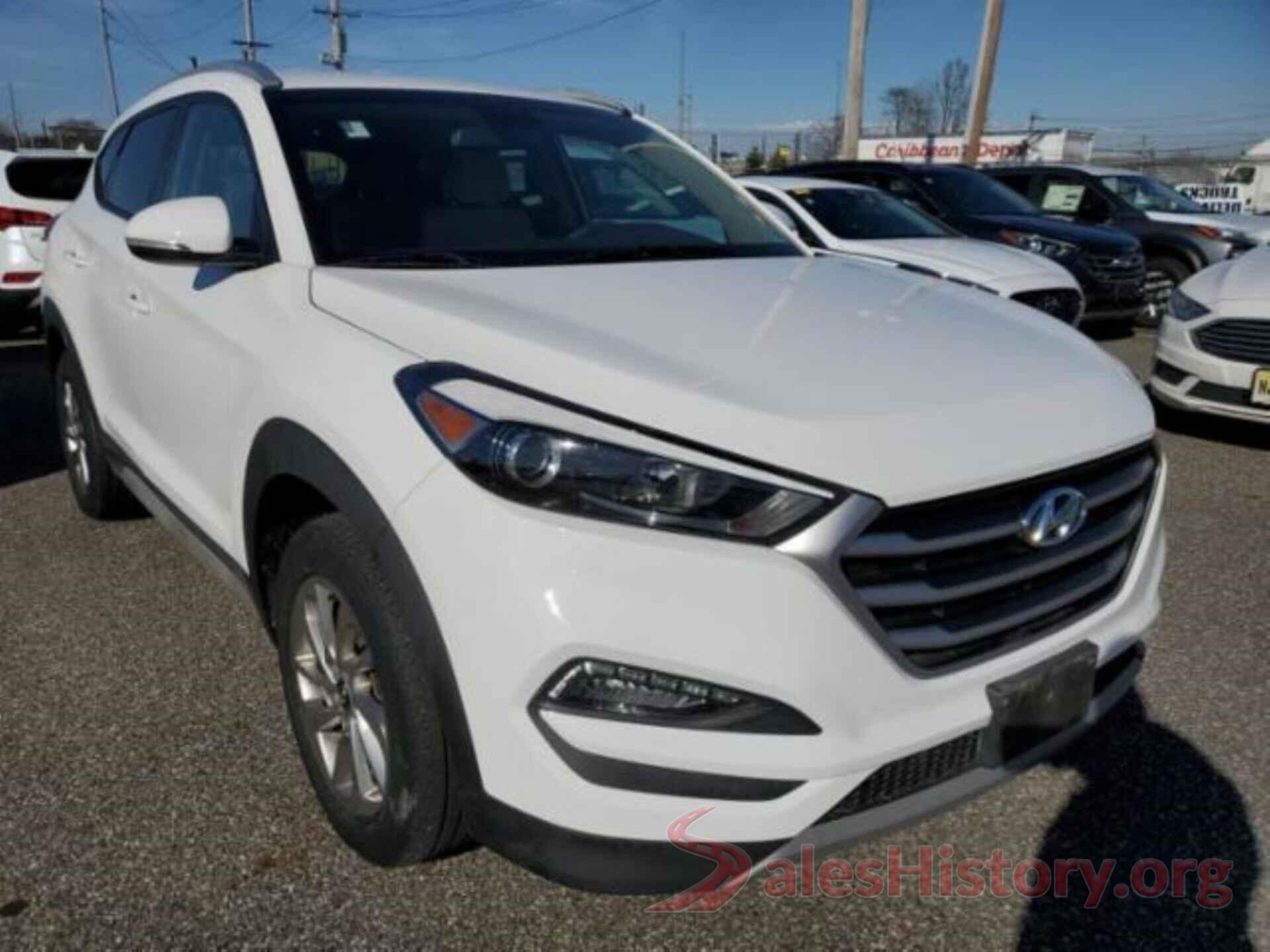 KM8J3CA22HU530967 2017 HYUNDAI TUCSON