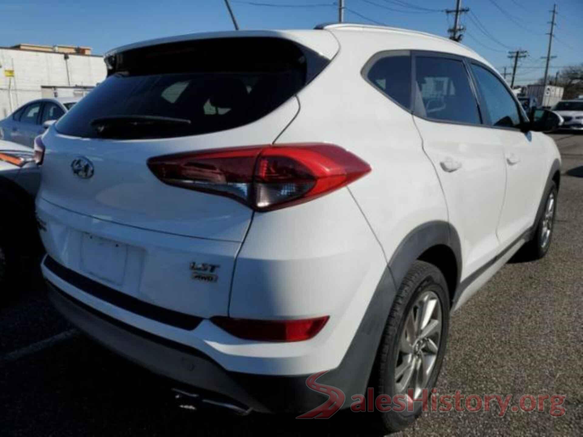 KM8J3CA22HU530967 2017 HYUNDAI TUCSON