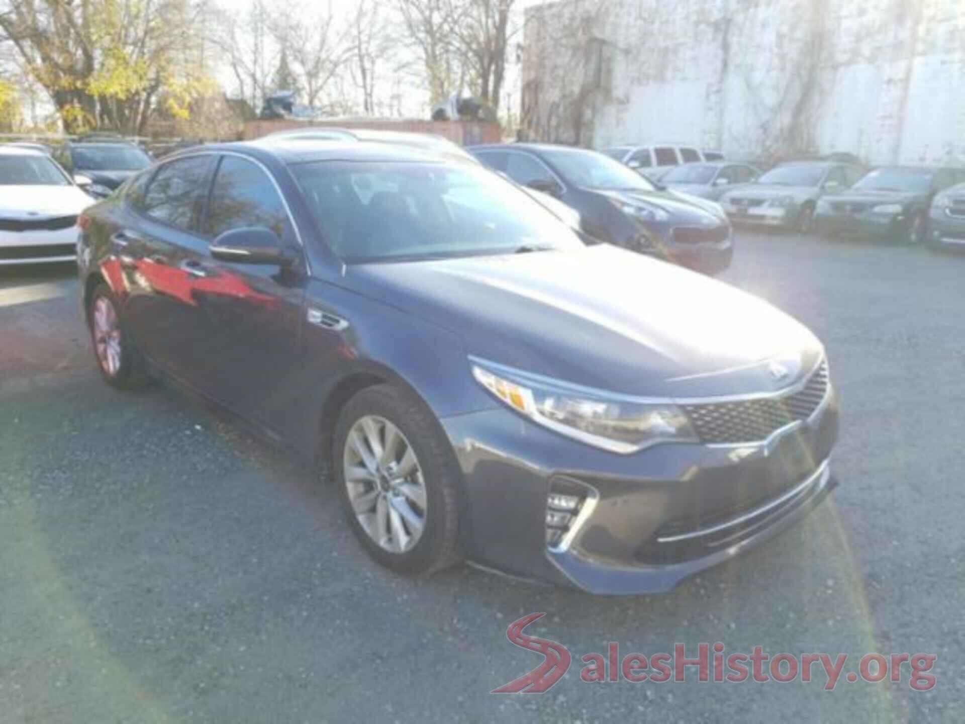 5XXGT4L3XJG244791 2018 KIA OPTIMA