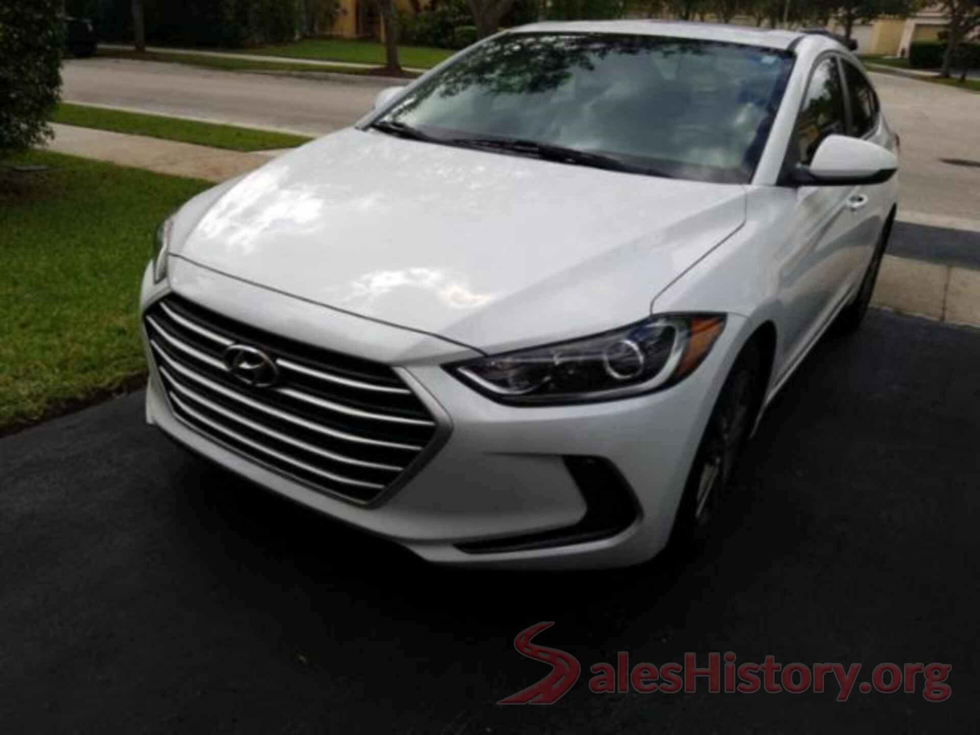 5NPD84LF5JH295733 2018 HYUNDAI ELANTRA