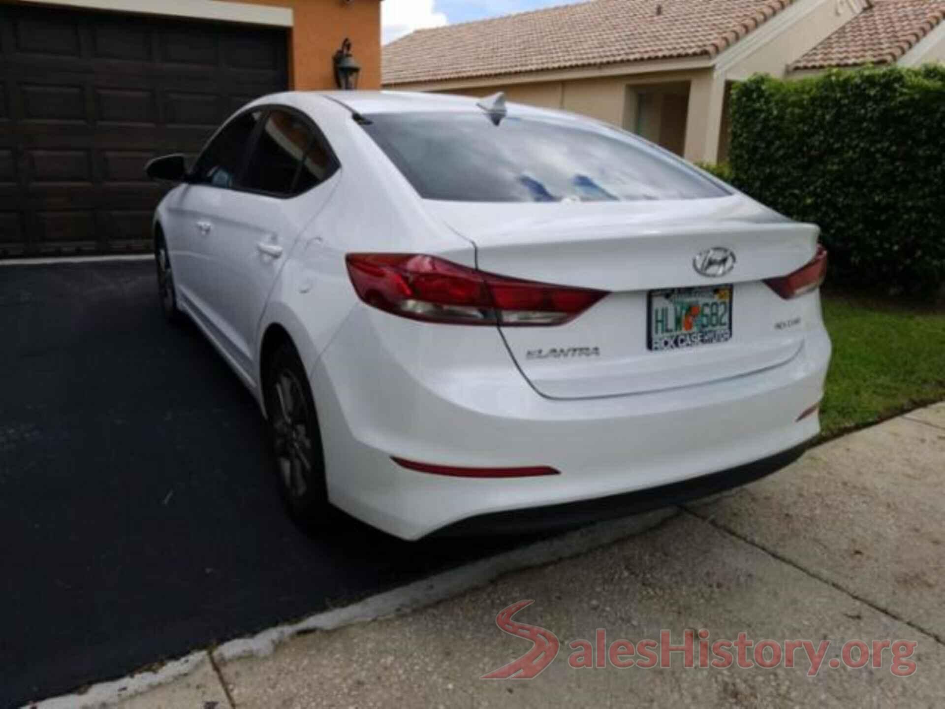 5NPD84LF5JH295733 2018 HYUNDAI ELANTRA