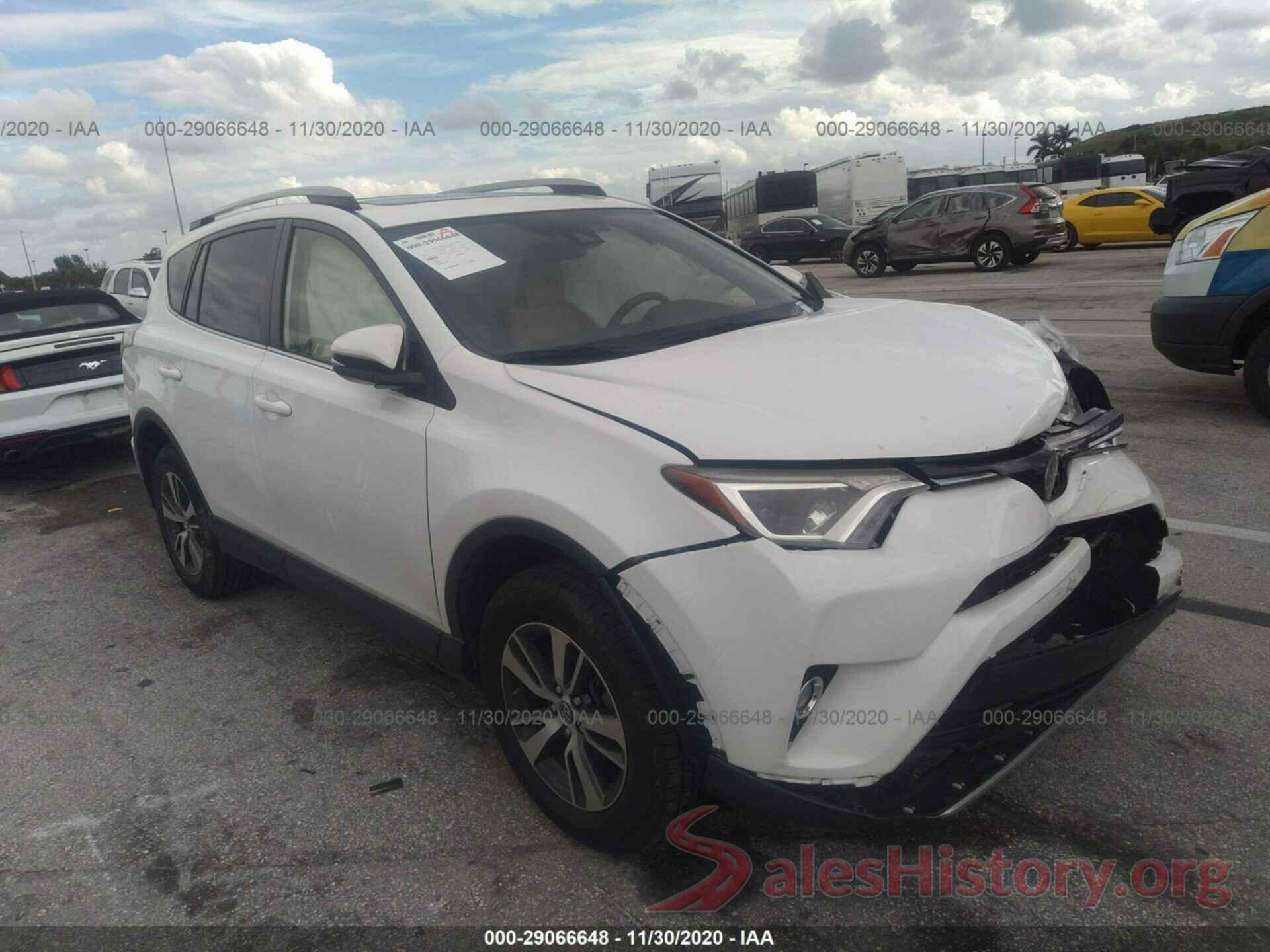 JTMWFREV7HD096036 2017 TOYOTA RAV4