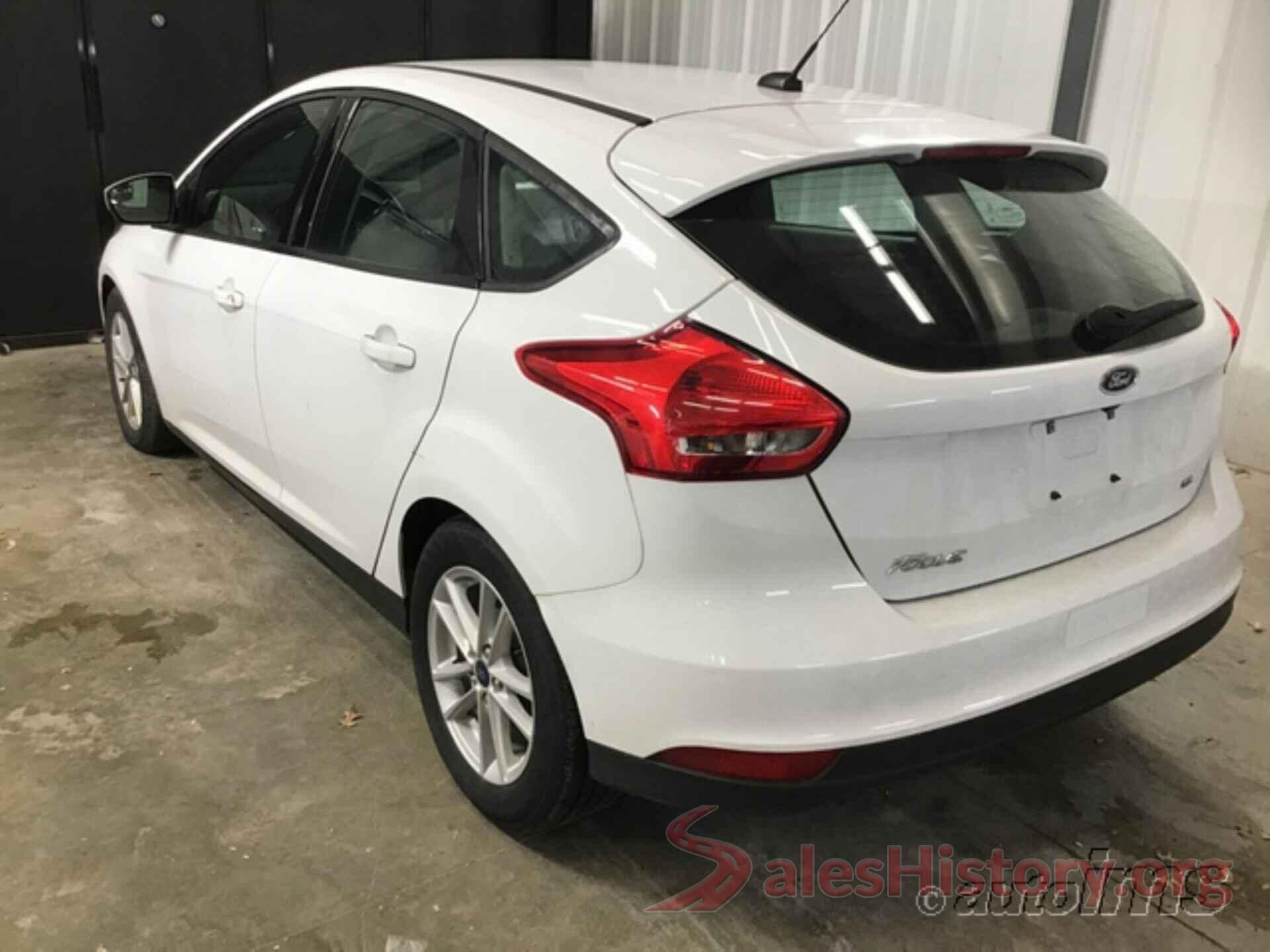 1FADP3K23JL257219 2018 FORD FOCUS