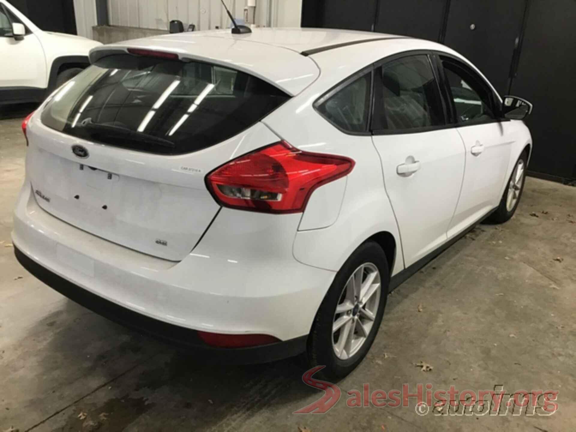 1FADP3K23JL257219 2018 FORD FOCUS