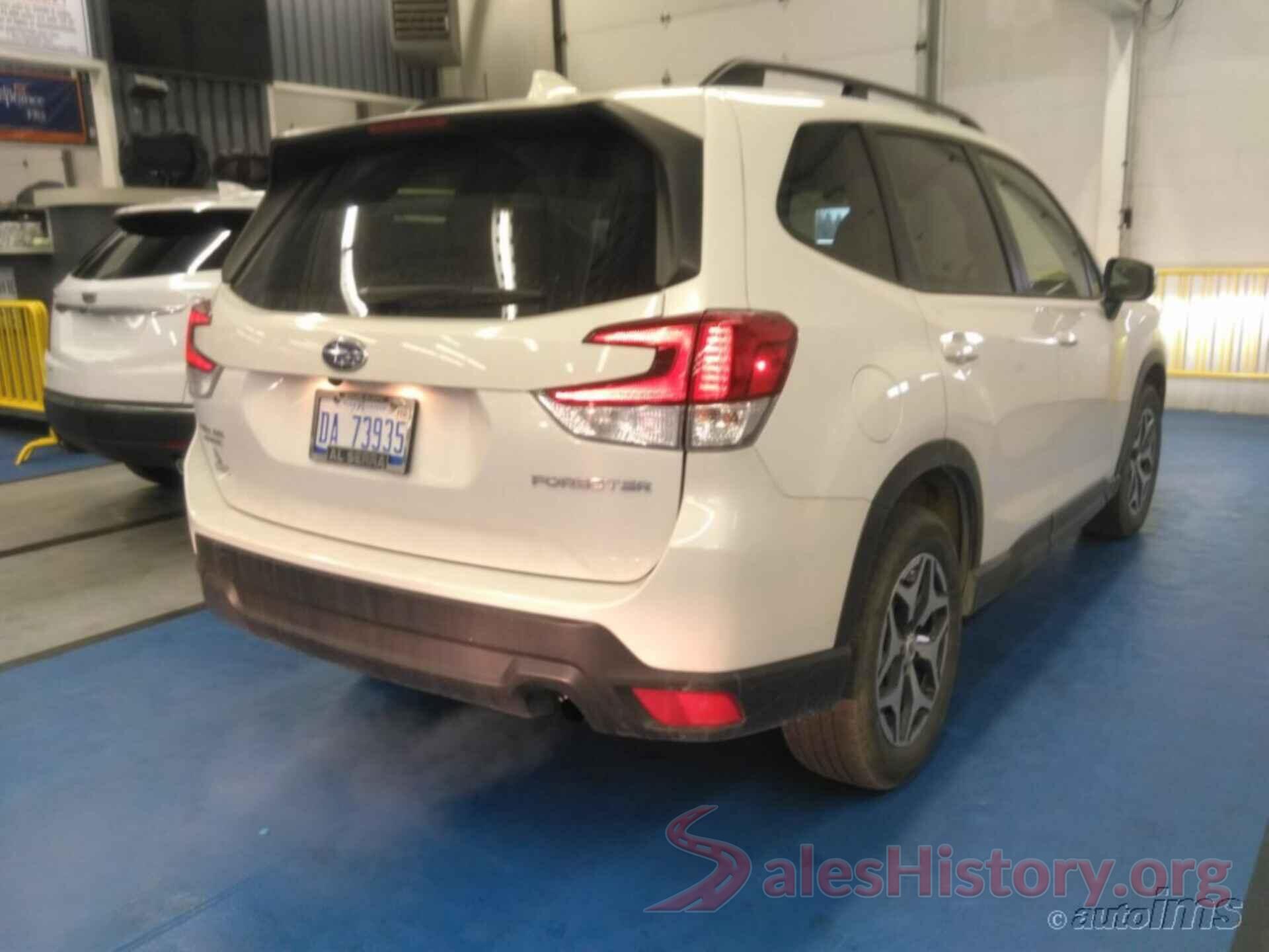 JF2SKAGCXKH554368 2019 SUBARU FORESTER