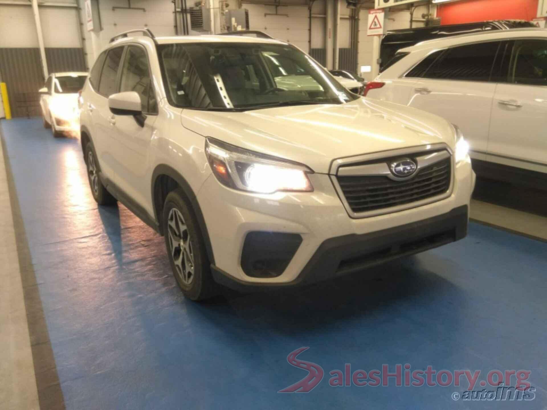 JF2SKAGCXKH554368 2019 SUBARU FORESTER