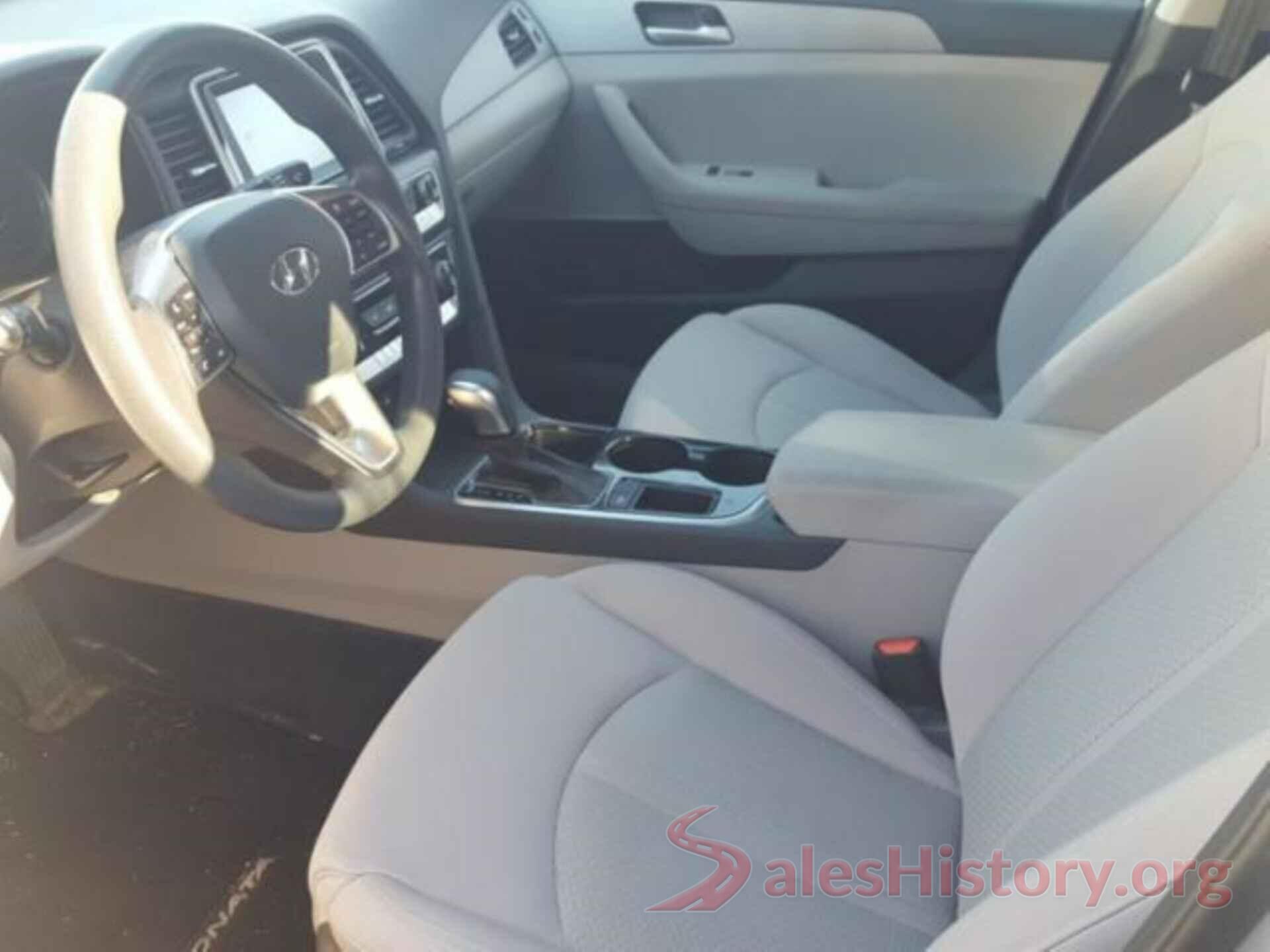 5NPE24AF5JH648075 2018 HYUNDAI SONATA