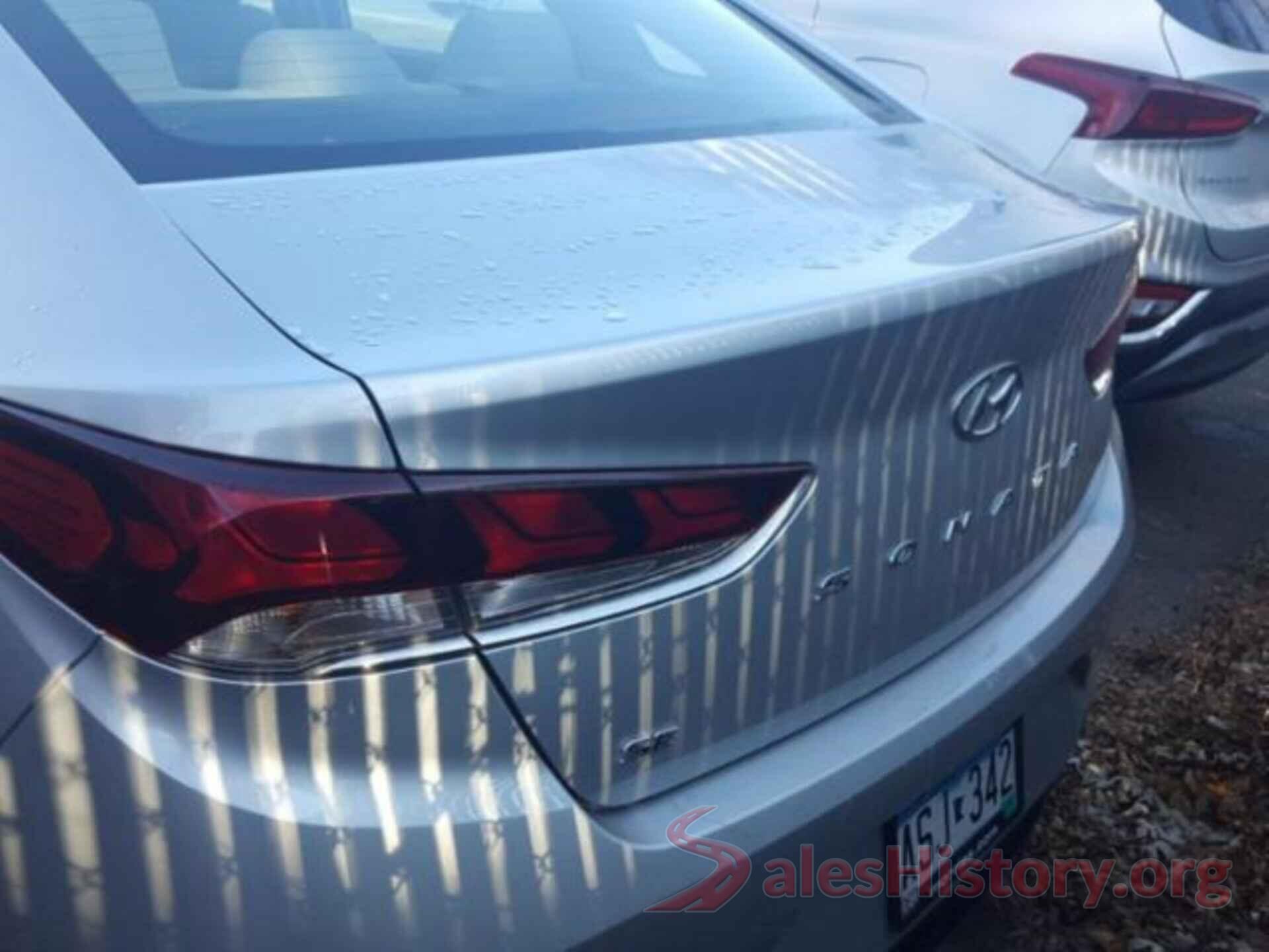 5NPE24AF5JH648075 2018 HYUNDAI SONATA