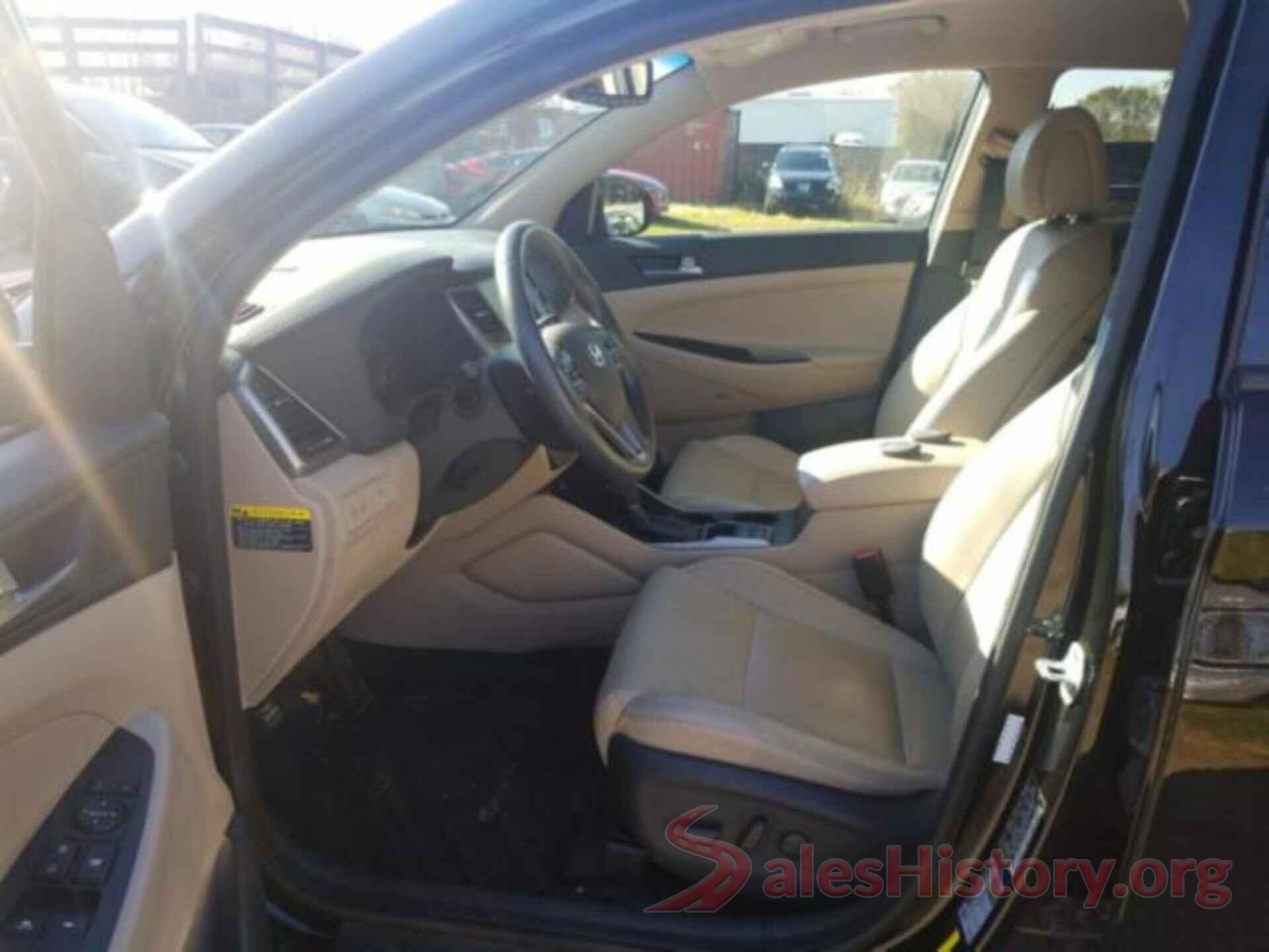 KM8J33A48HU413749 2017 HYUNDAI TUCSON