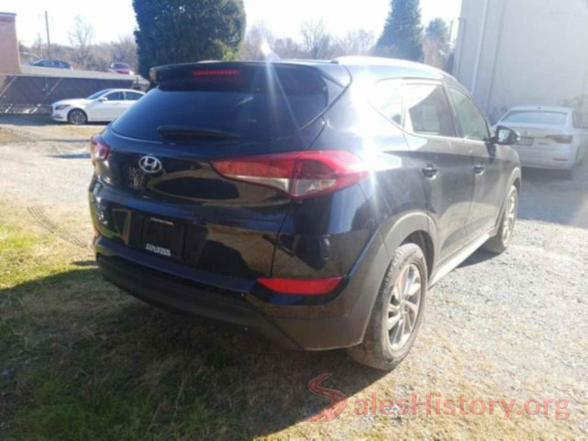 KM8J33A48HU413749 2017 HYUNDAI TUCSON