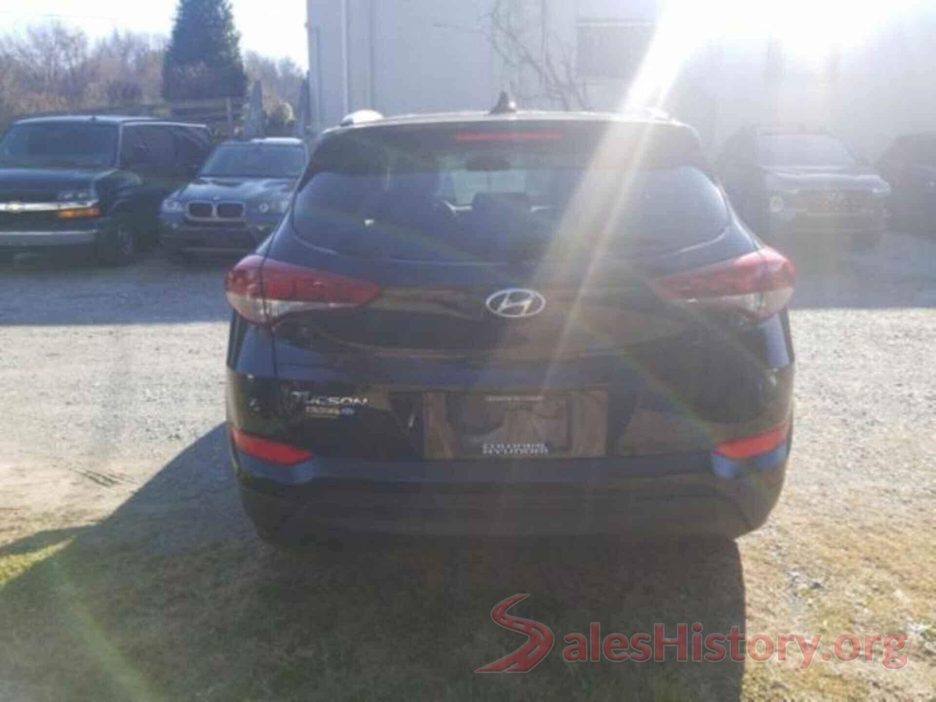 KM8J33A48HU413749 2017 HYUNDAI TUCSON