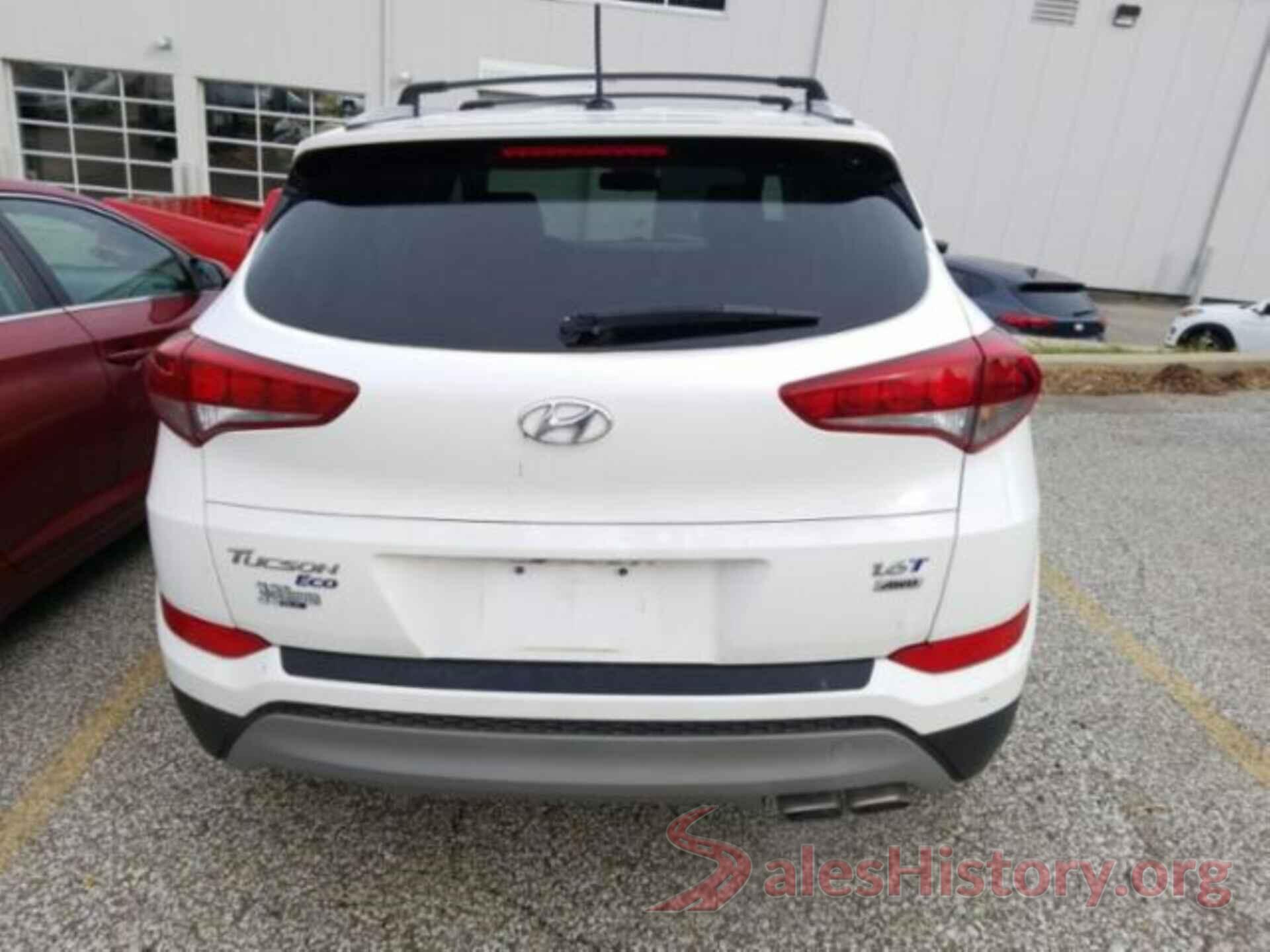 KM8J3CA24HU348025 2017 HYUNDAI TUCSON