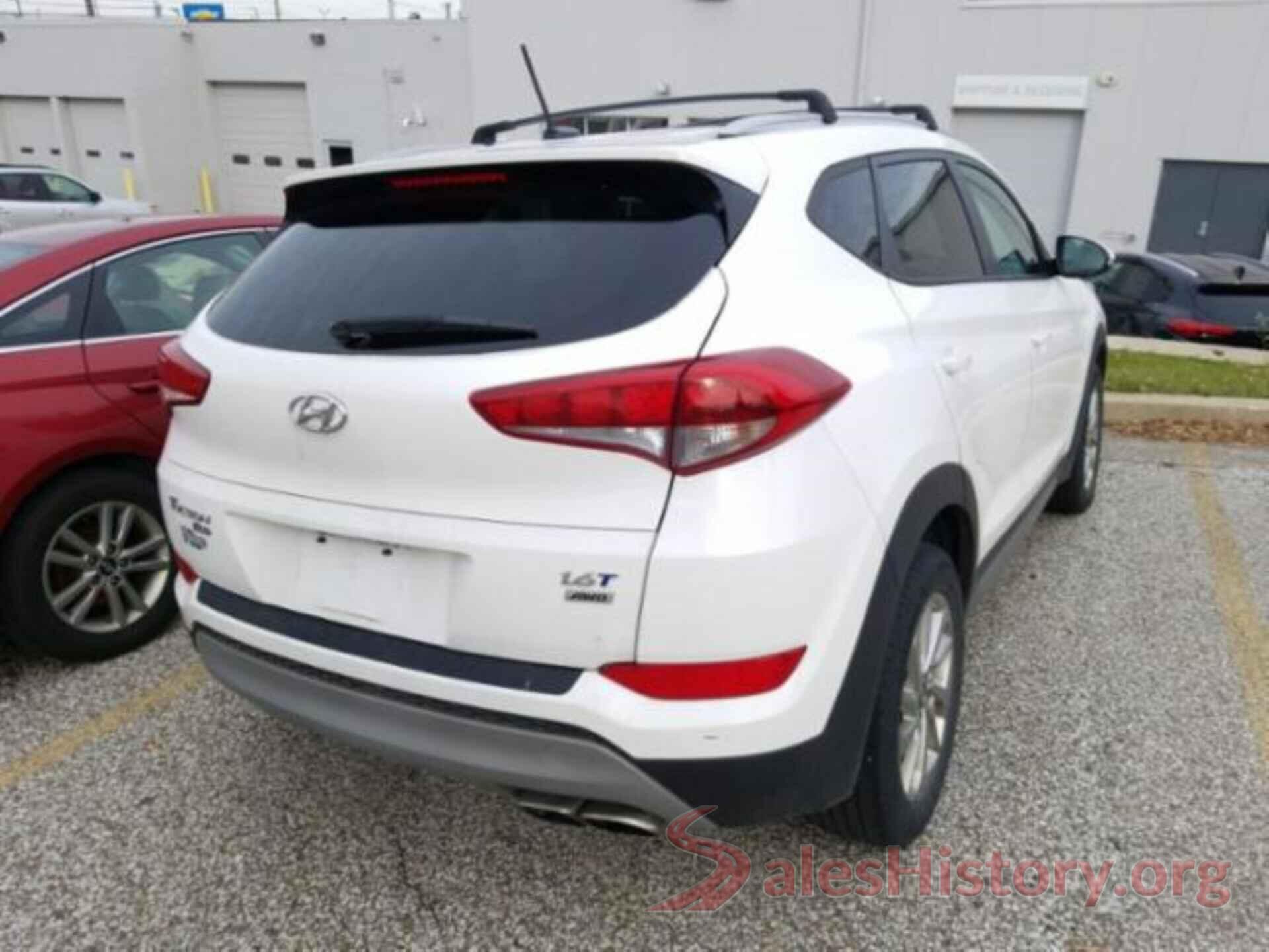 KM8J3CA24HU348025 2017 HYUNDAI TUCSON