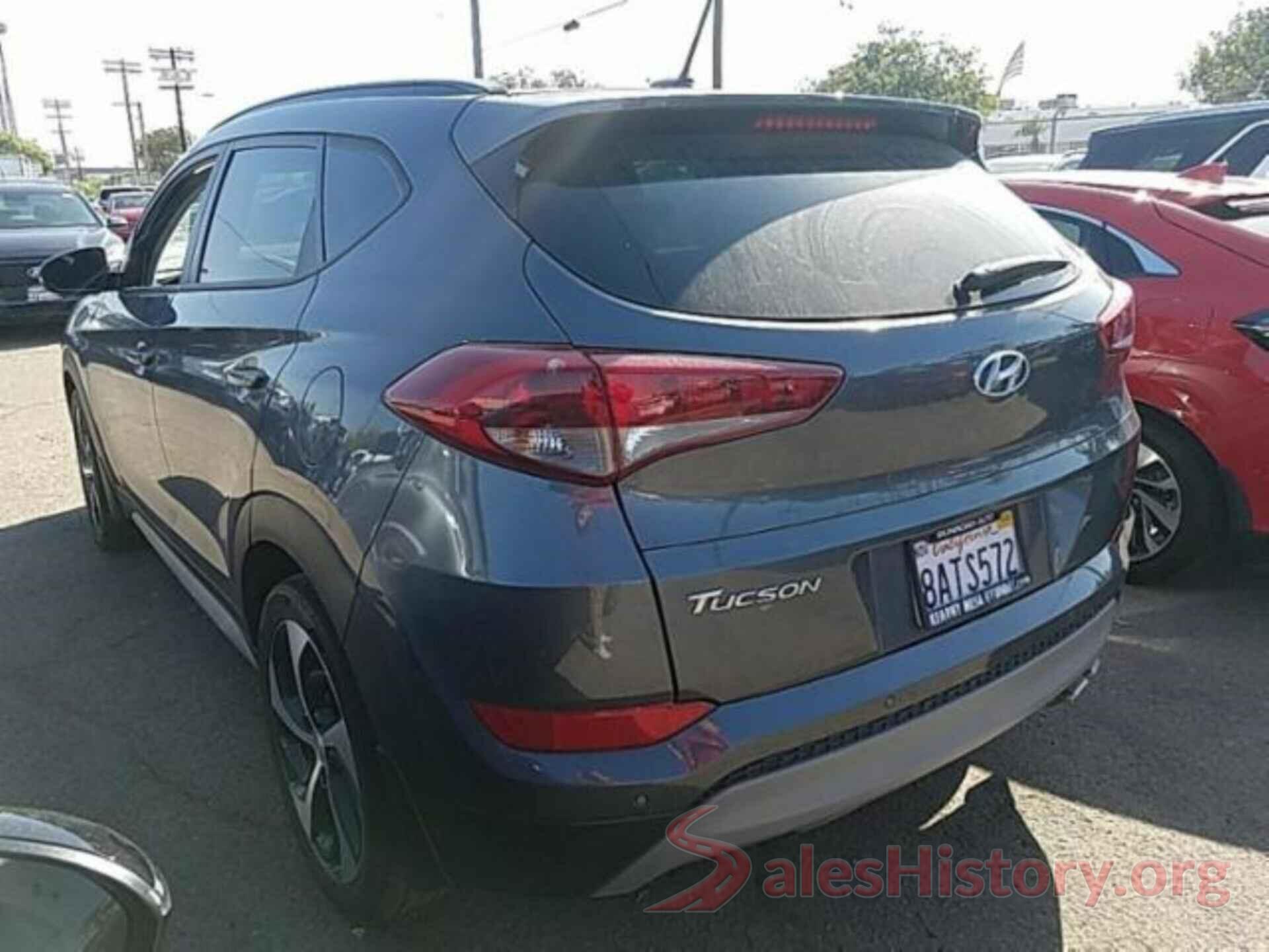 KM8J33A2XHU561335 2017 HYUNDAI TUCSON