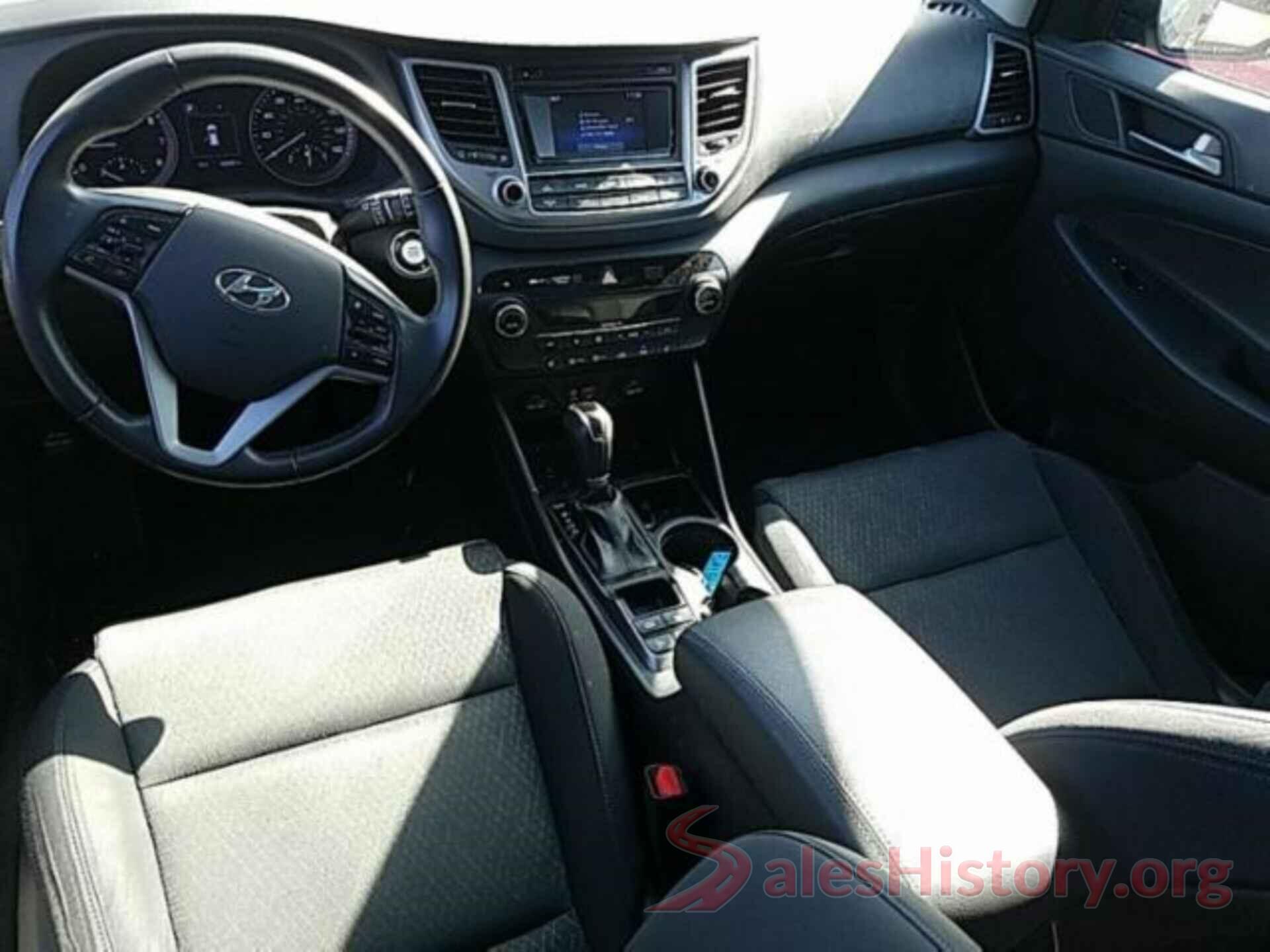 KM8J33A2XHU561335 2017 HYUNDAI TUCSON