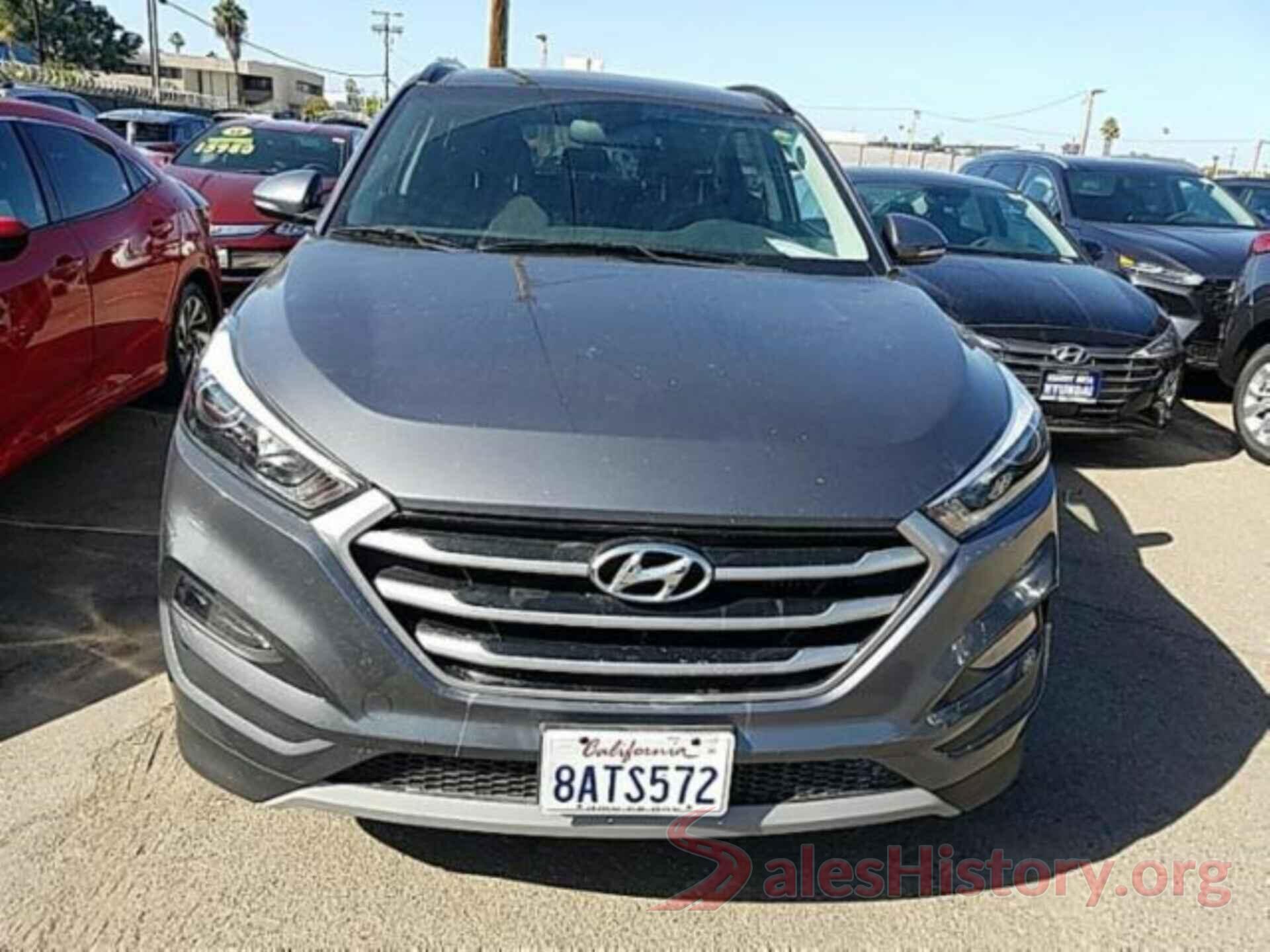 KM8J33A2XHU561335 2017 HYUNDAI TUCSON