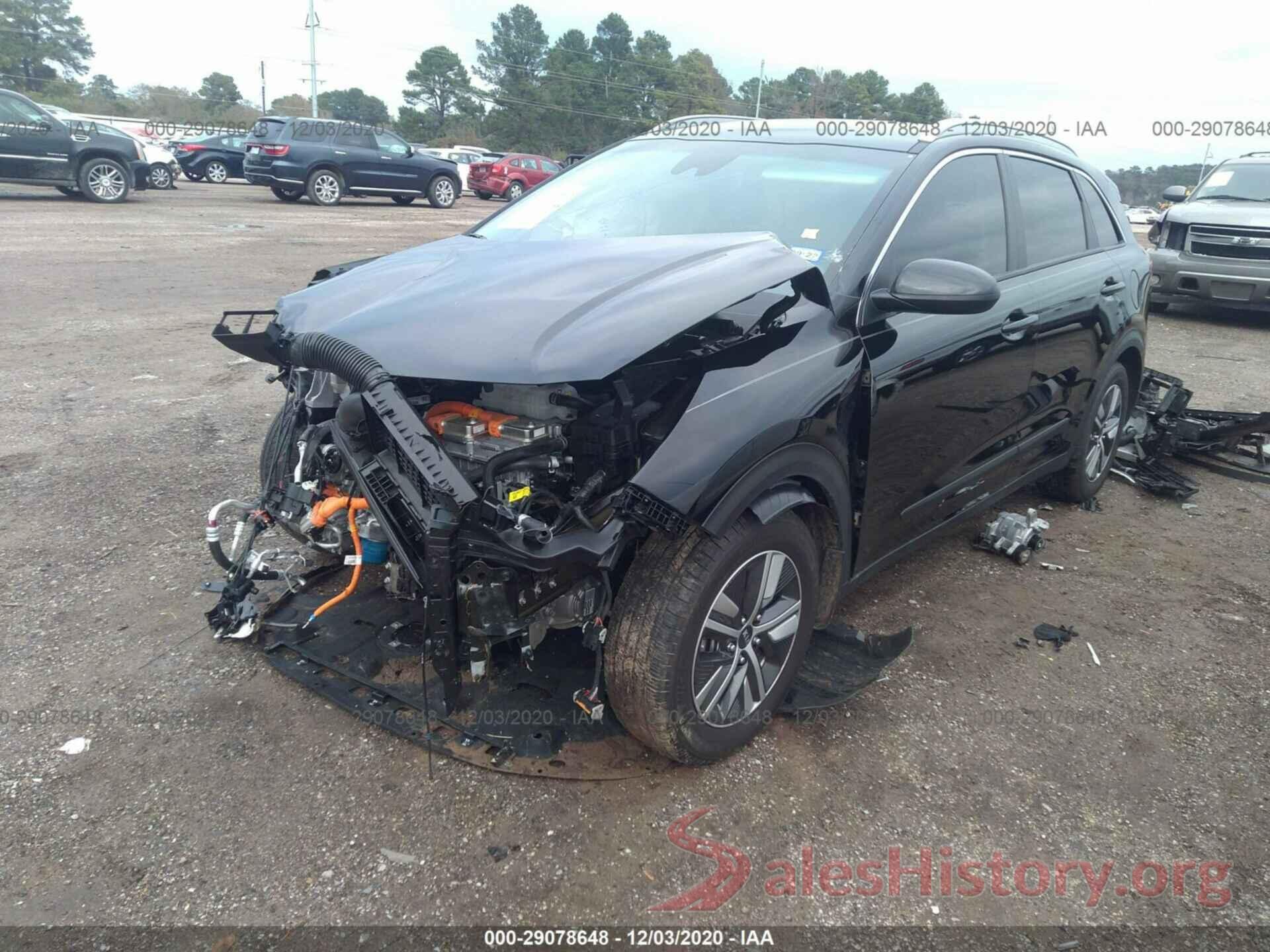 KNDCB3LC8L5392795 2020 KIA NIRO