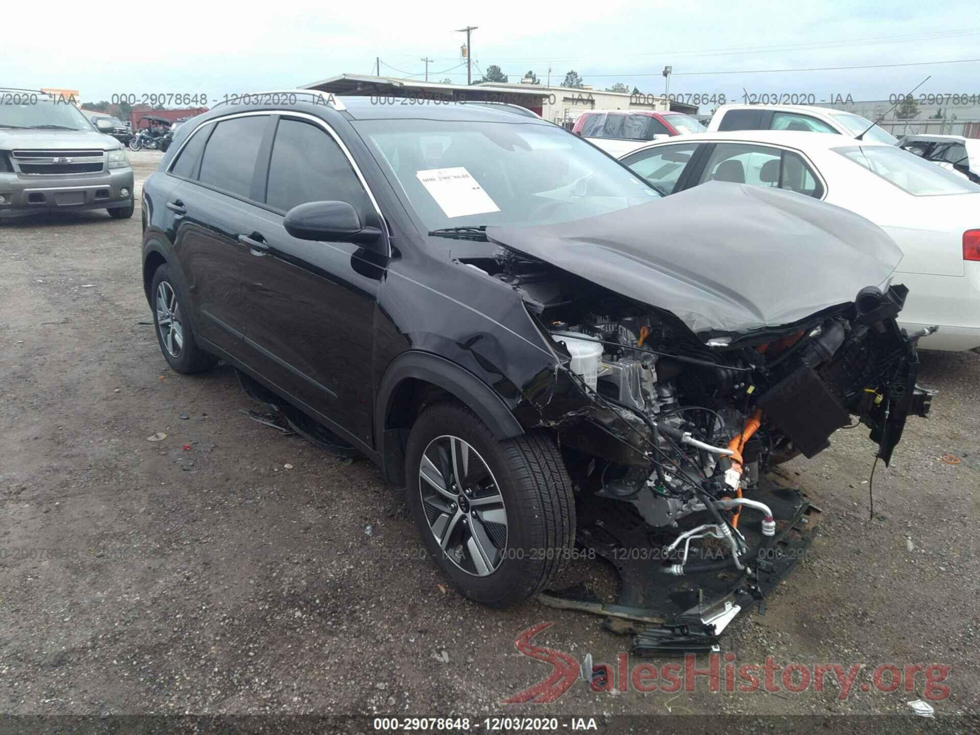 KNDCB3LC8L5392795 2020 KIA NIRO