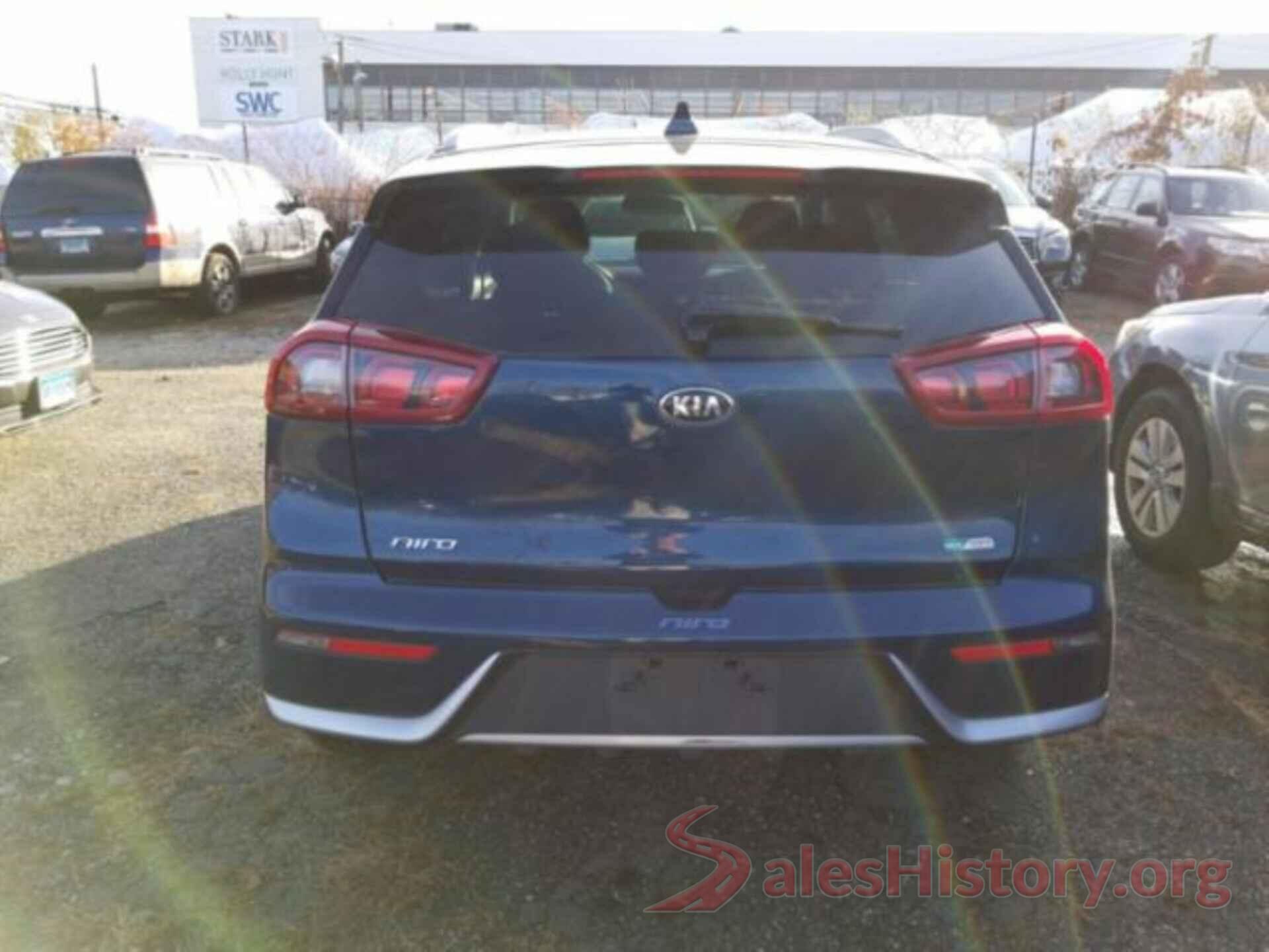 KNDCB3LC5K5219265 2019 KIA NIRO