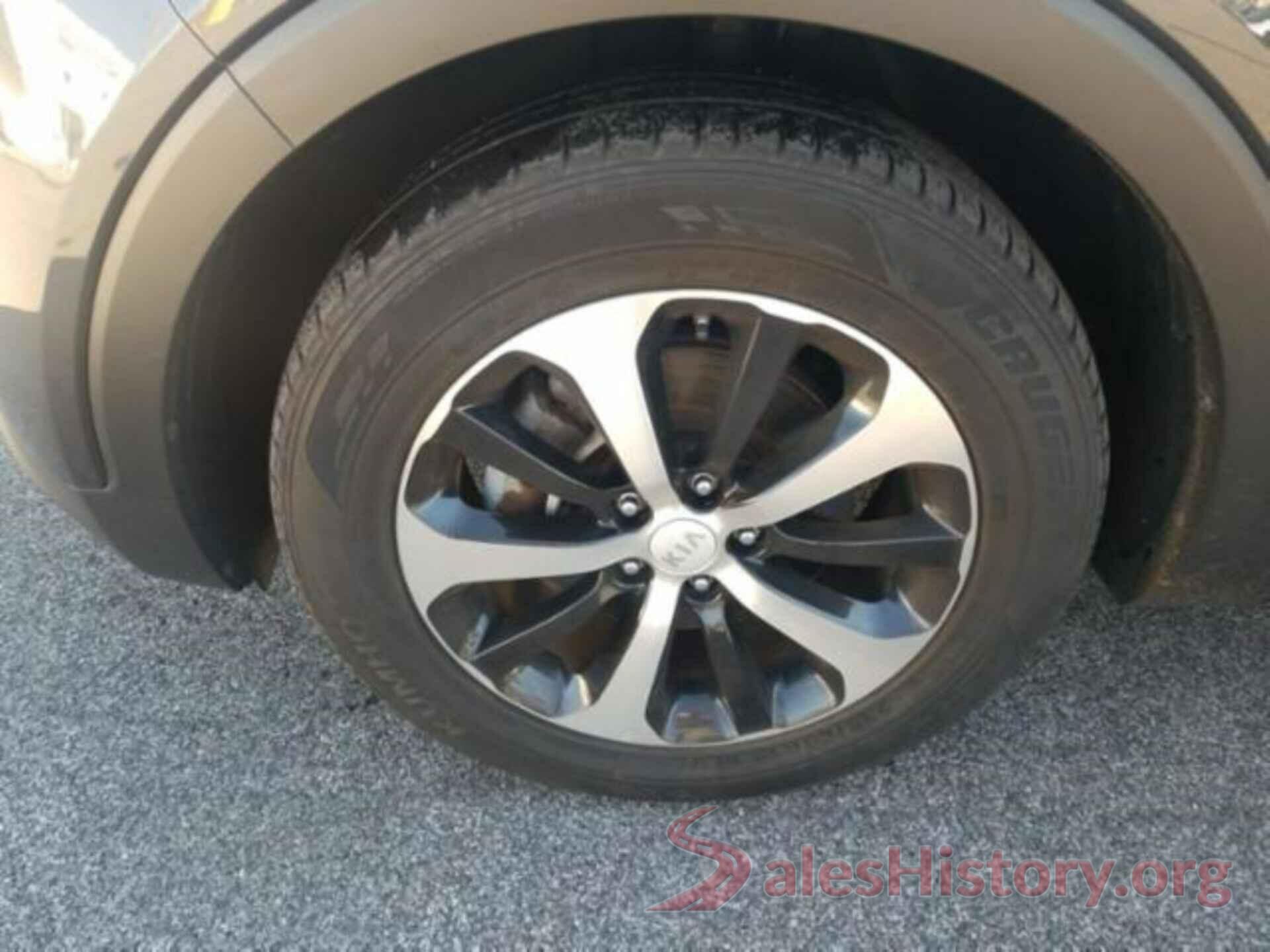 5XYPHDA53JG404320 2018 KIA SORENTO