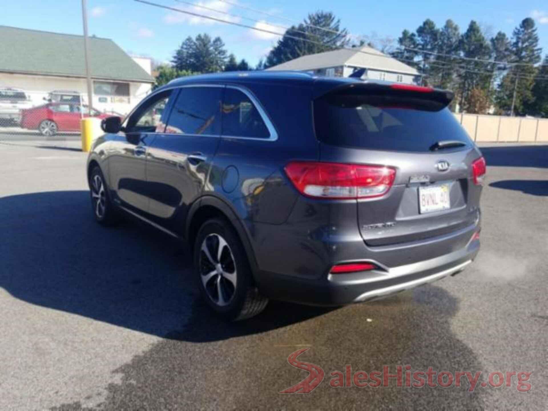 5XYPHDA53JG404320 2018 KIA SORENTO