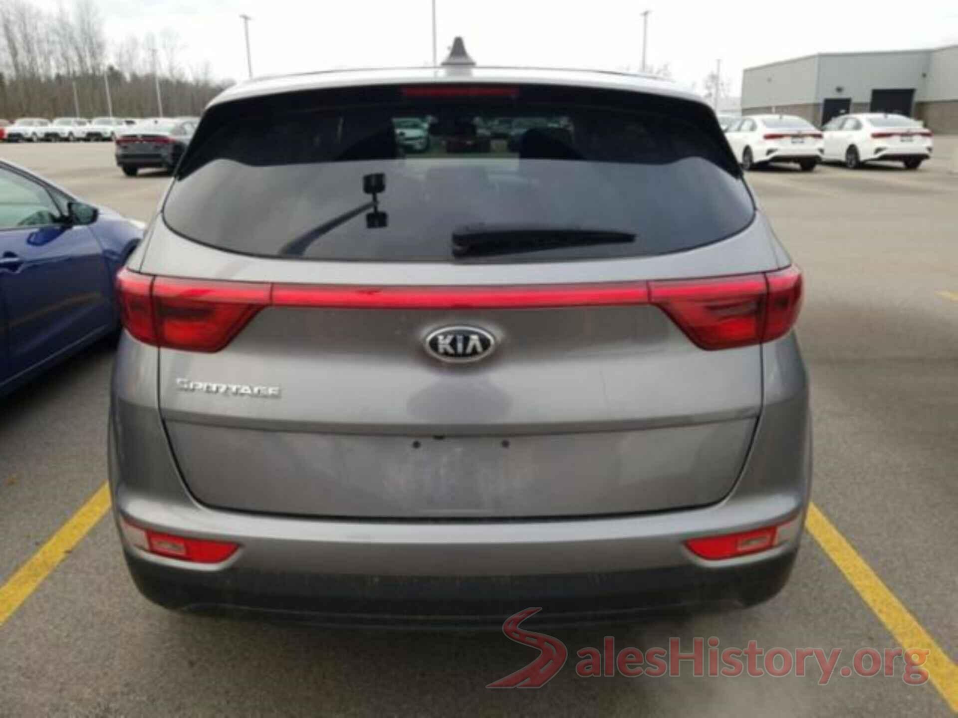 KNDPMCAC9J7394653 2018 KIA SPORTAGE