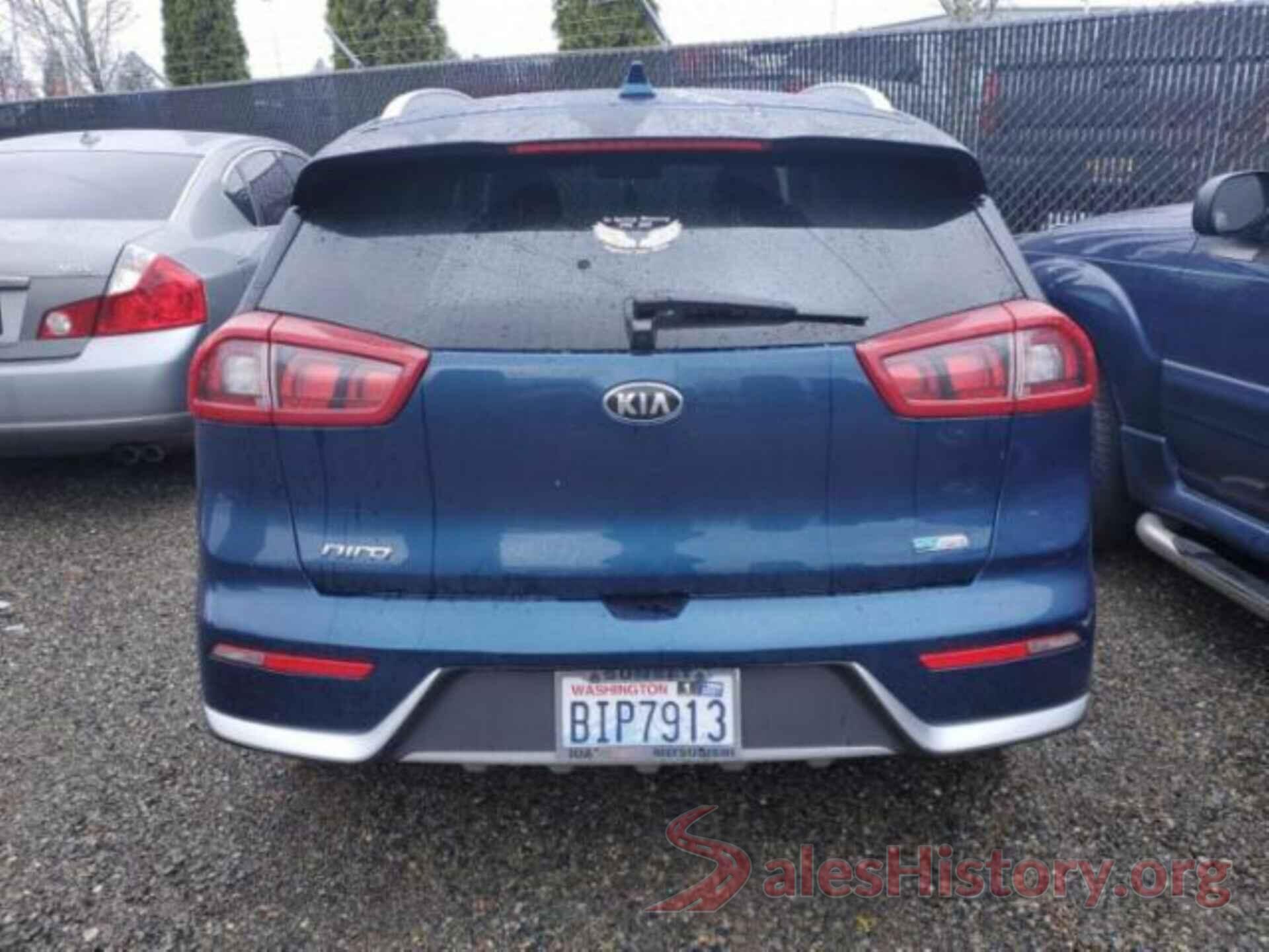 KNDCB3LC7J5134569 2018 KIA NIRO